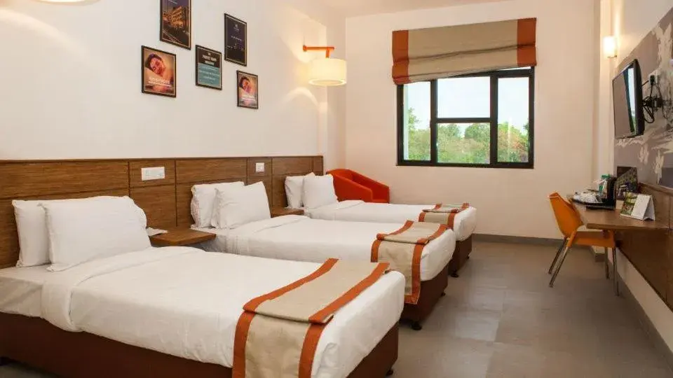 Budget Double Room in Max Hotels Jabalpur Budget Double Room in Max Hotels Jabalpur