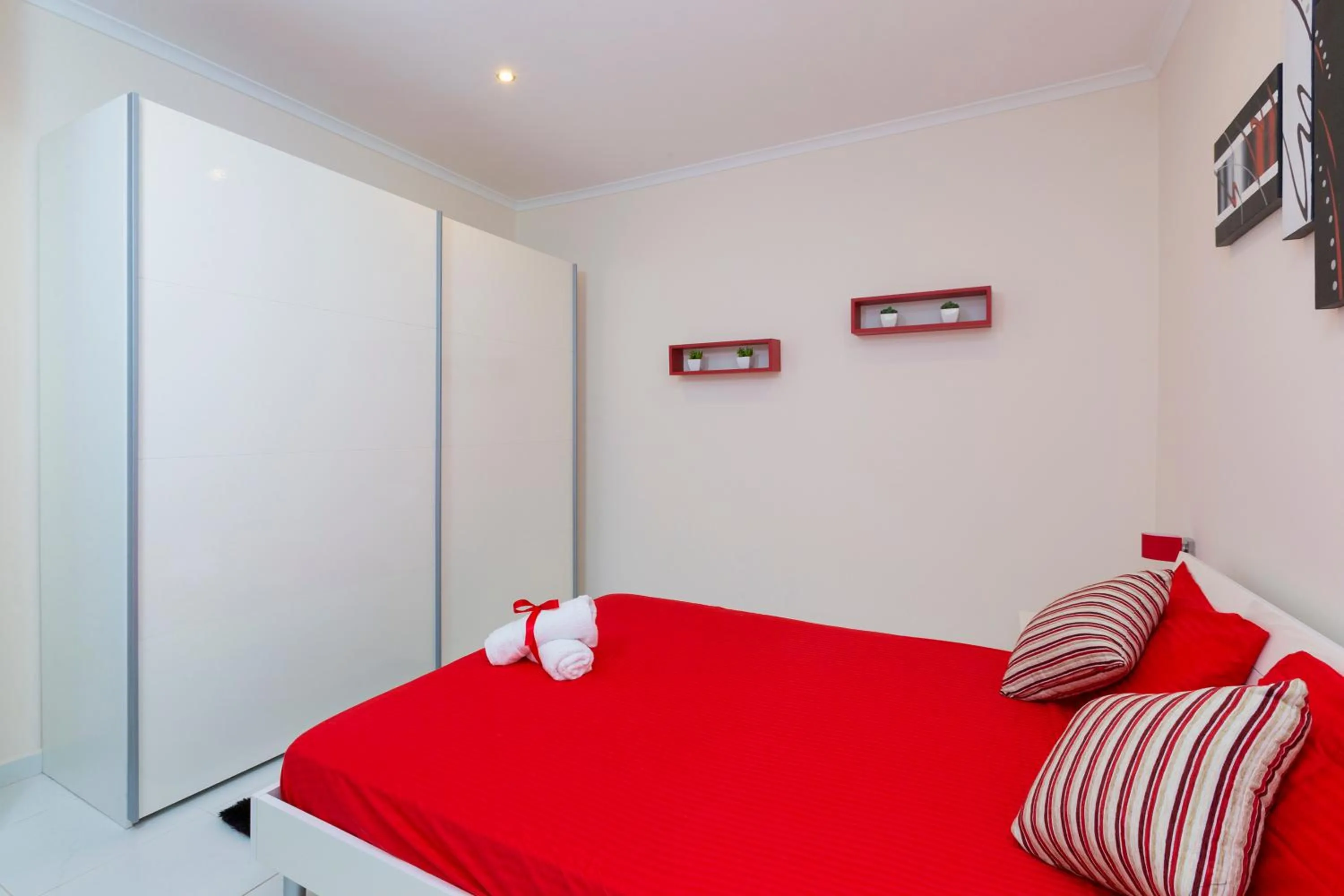 Bedroom, Bed in Marsascala 2 Bedroom Apartment close to Beach! HPI 6768