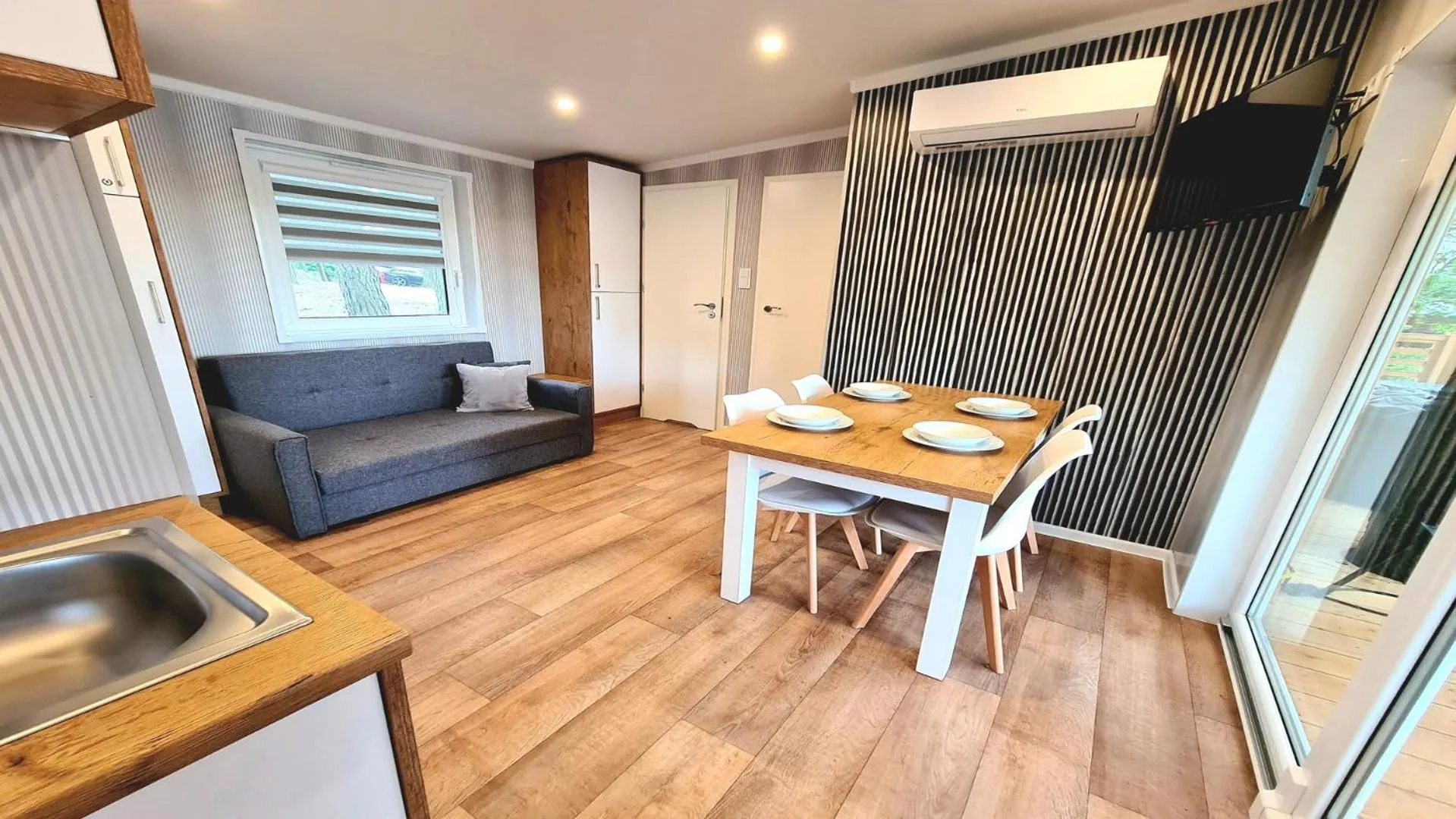 Kitchen or kitchenette in Hotel Tajty