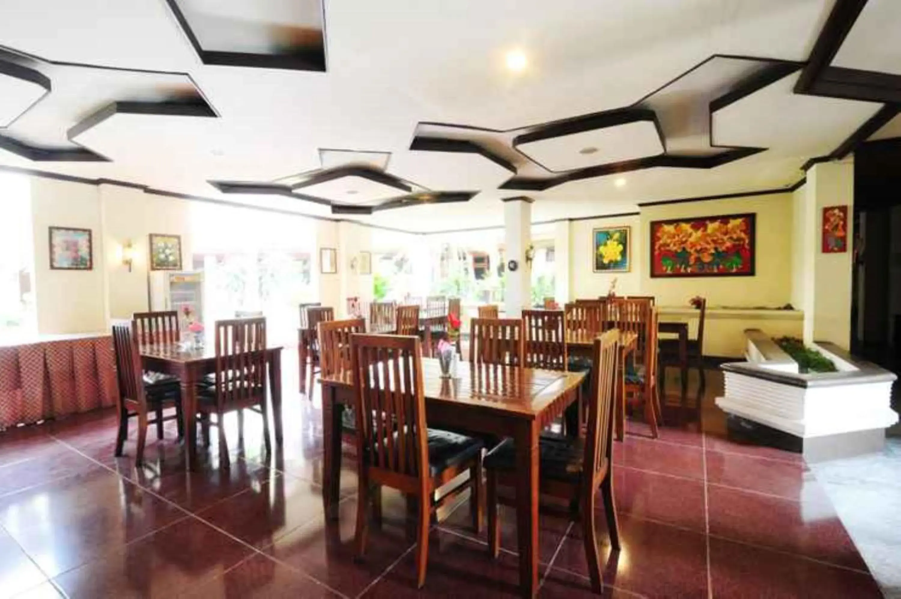 Restaurant/places to eat in De'Qur Hotel Bandung Restaurant/places to eat in De'Qur Hotel Bandung