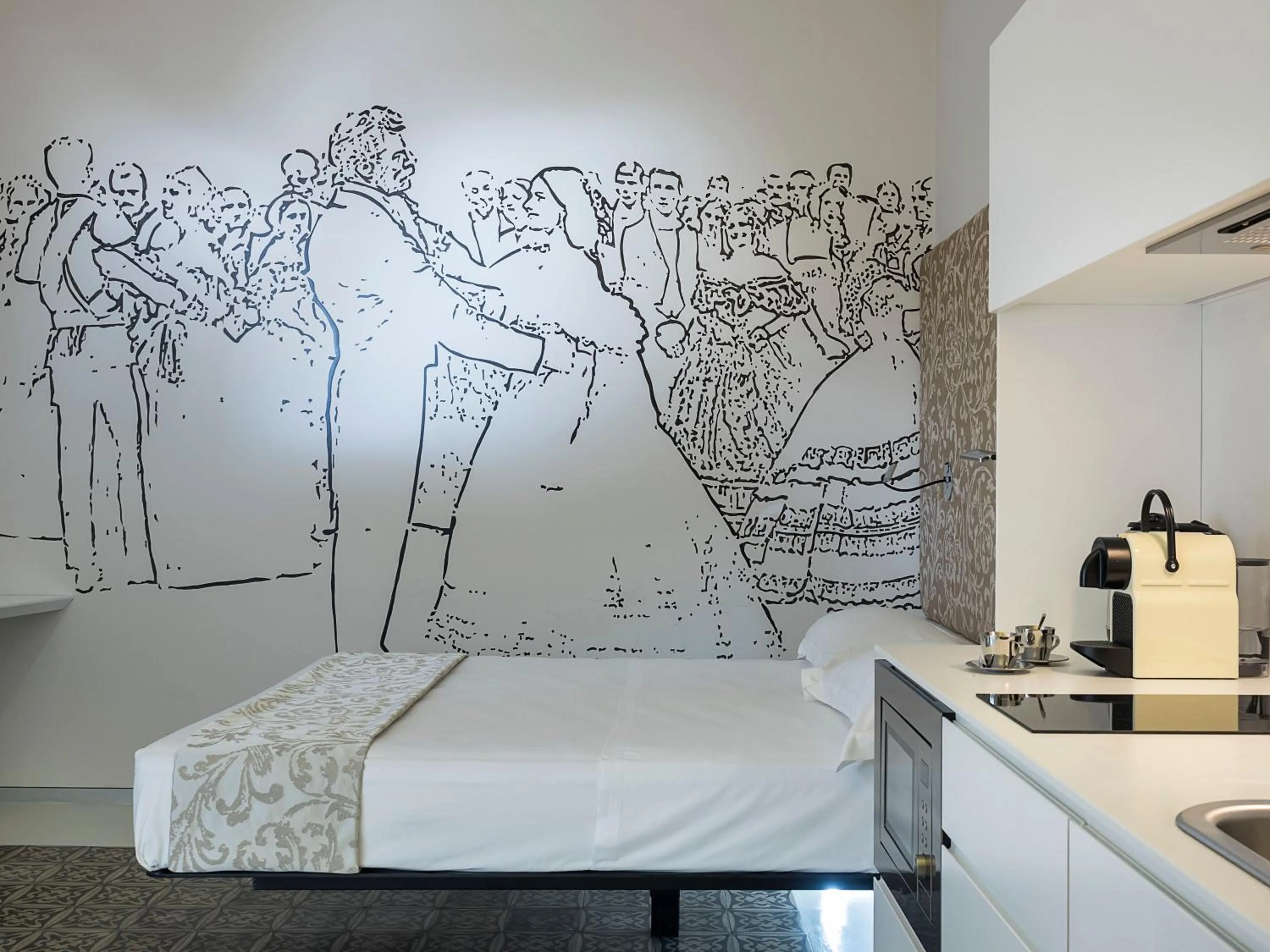 Decorative detail, Bed in Duomo Suites & Spa