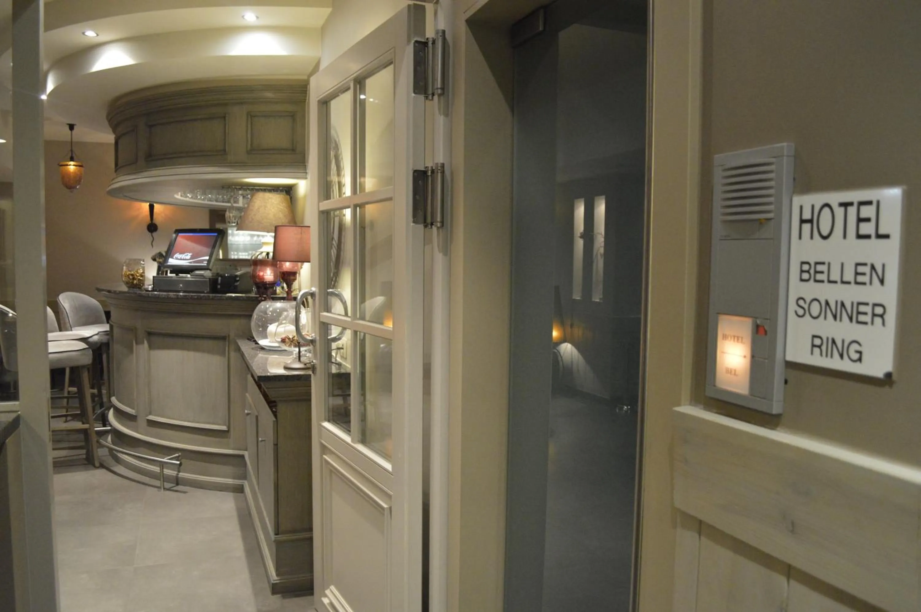 Area and facilities in Hotel The New Fox