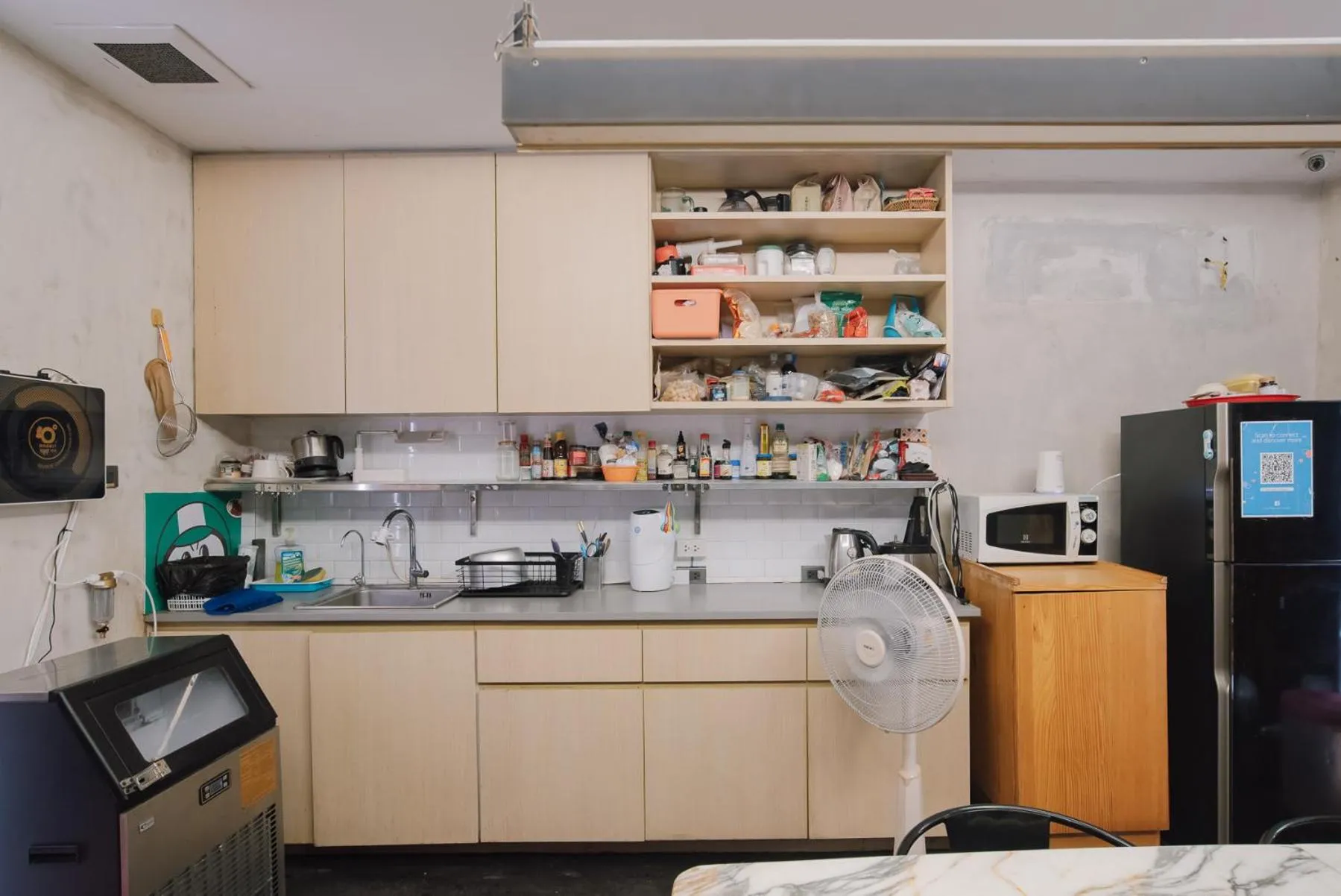 Kitchen or kitchenette in Cazz Hostel