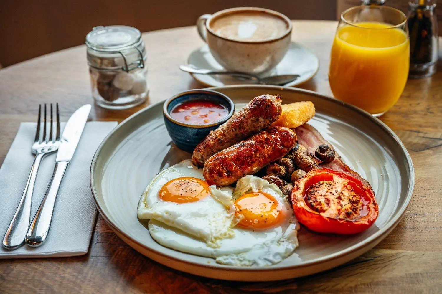 Breakfast in Crown & Punchbowl