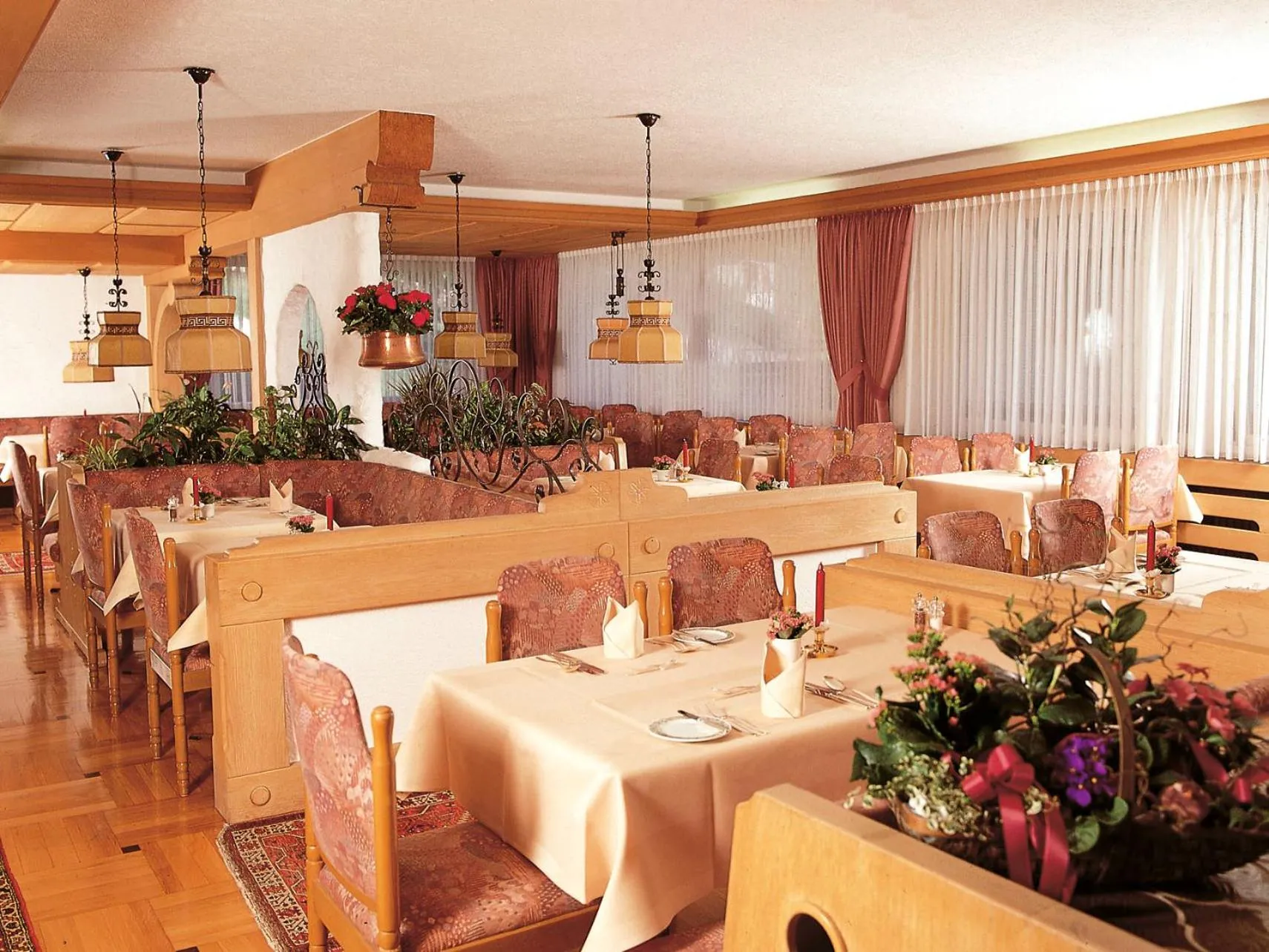 Restaurant/places to eat in Hotel Waldlust