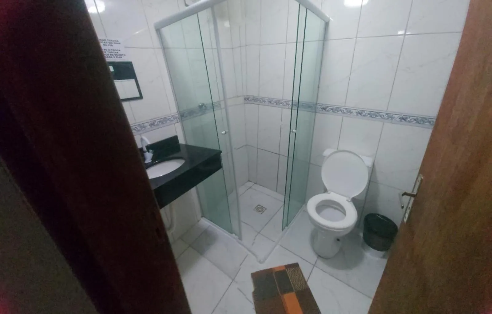 Pousada Ilha do Itacolomi Com Piscina Proximo do Beto Carrero