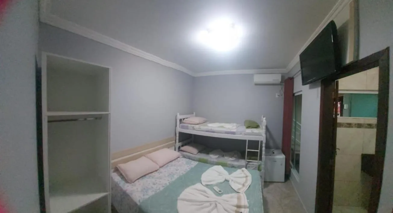 Bed in Pousada Ilha do Itacolomi Com Piscina Proximo do Beto Carrero