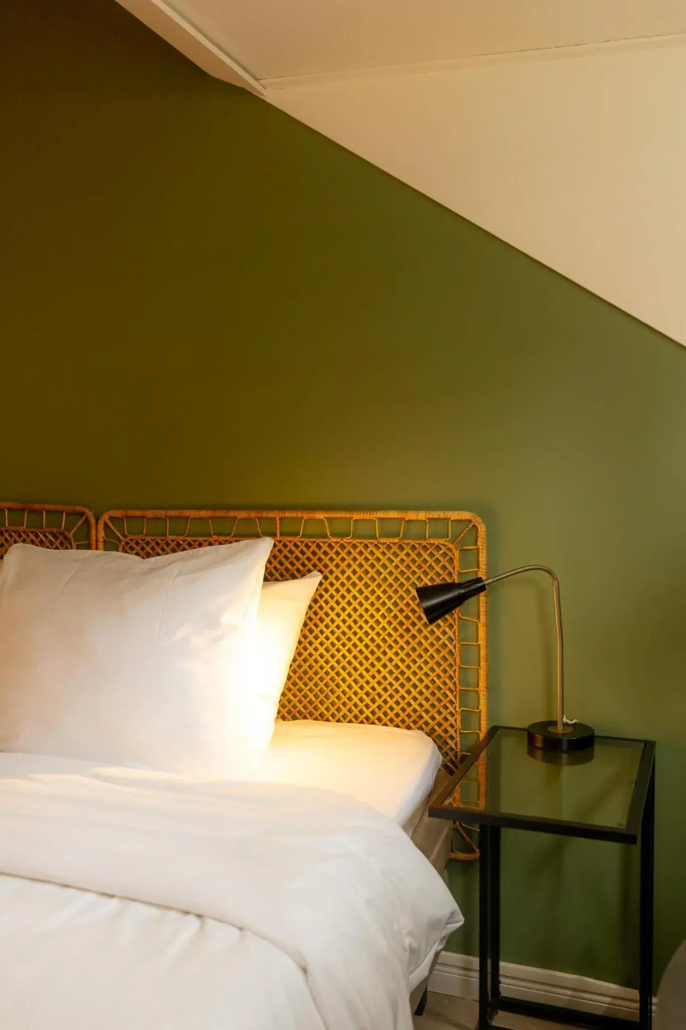 Bed in FLOATS by H2OTEL Rotterdam Bed in FLOATS by H2OTEL Rotterdam