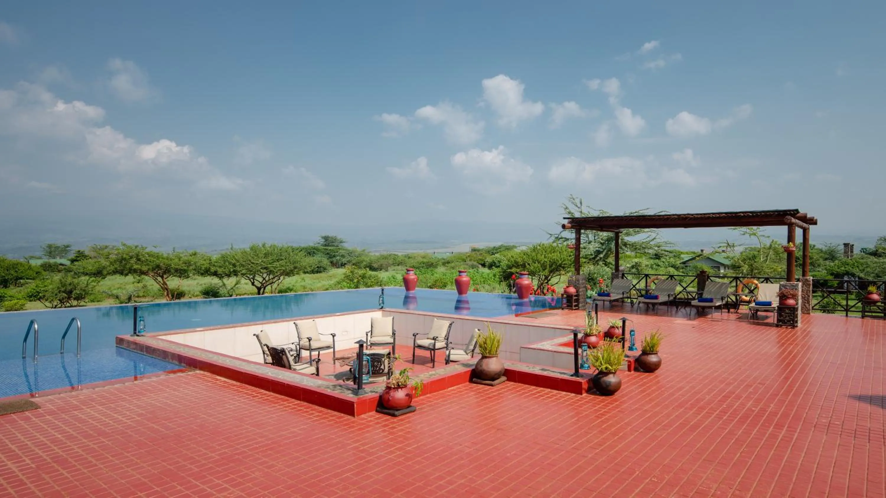 Swimming pool in Ngorongoro Oldeani Mountain Lodge
