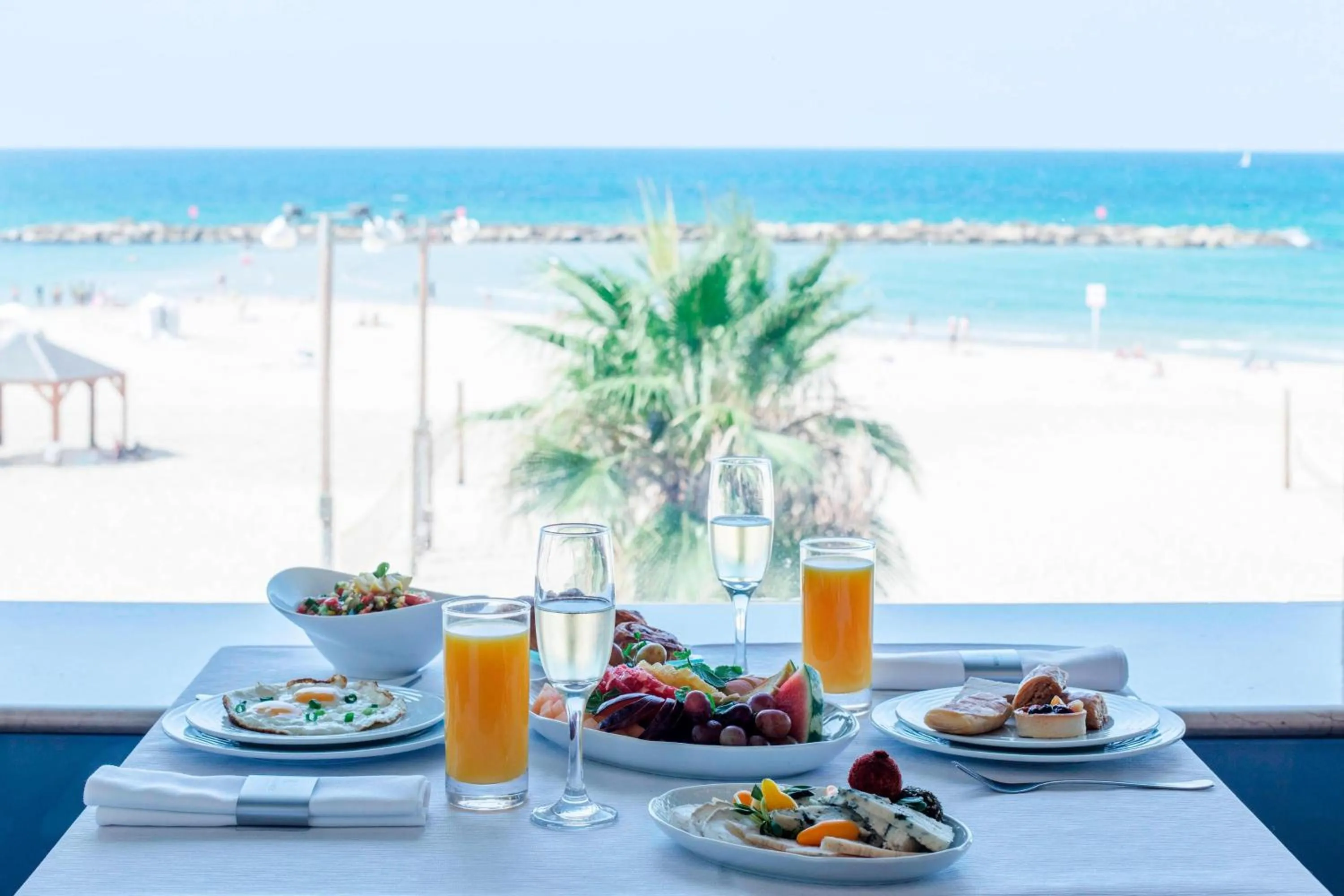 Breakfast in Renaissance Tel Aviv Hotel