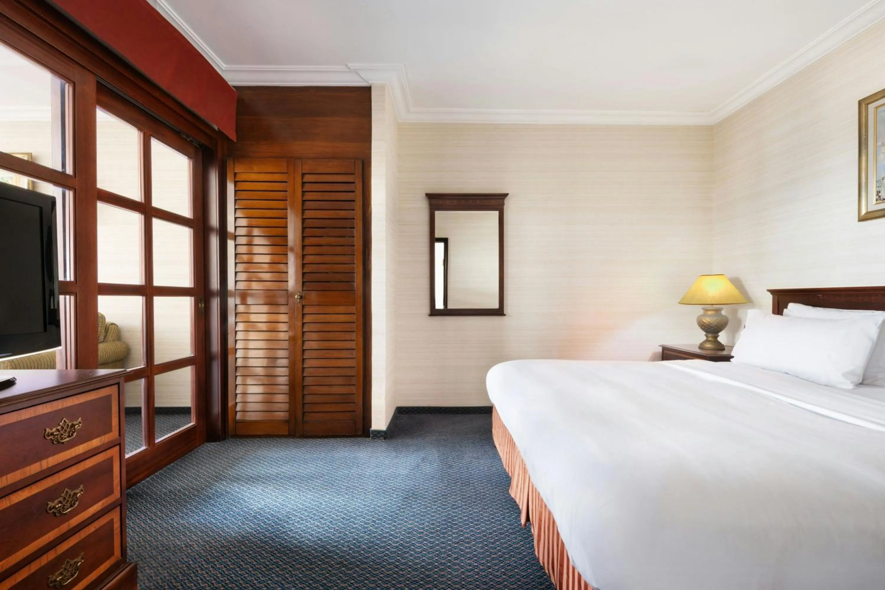 Bedroom, Bed in Renaissance Tel Aviv Hotel