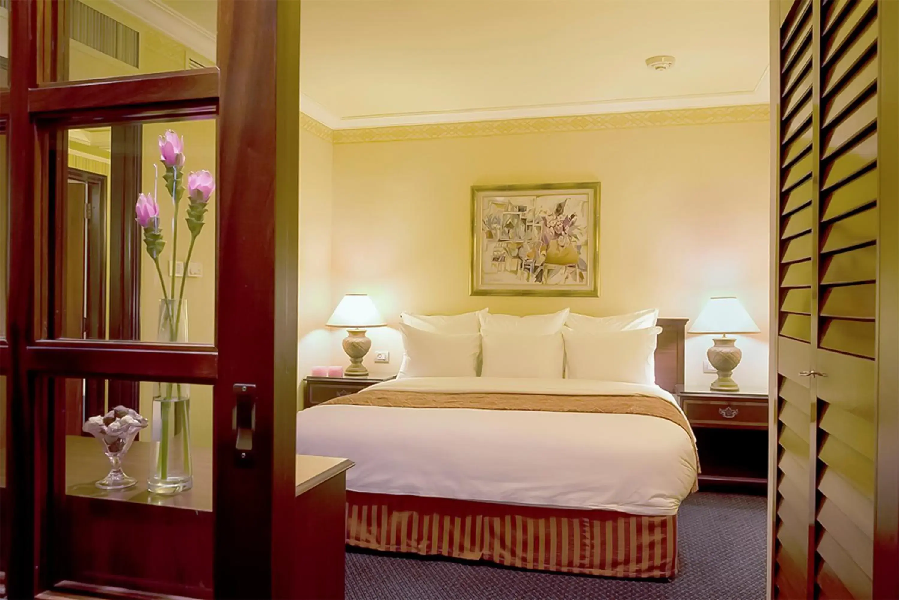 King Suite with Sea View - single occupancy - Club Lounge Access in Renaissance Tel Aviv Hotel King Suite with Sea View - single occupancy - Club Lounge Access in Renaissance Tel Aviv Hotel