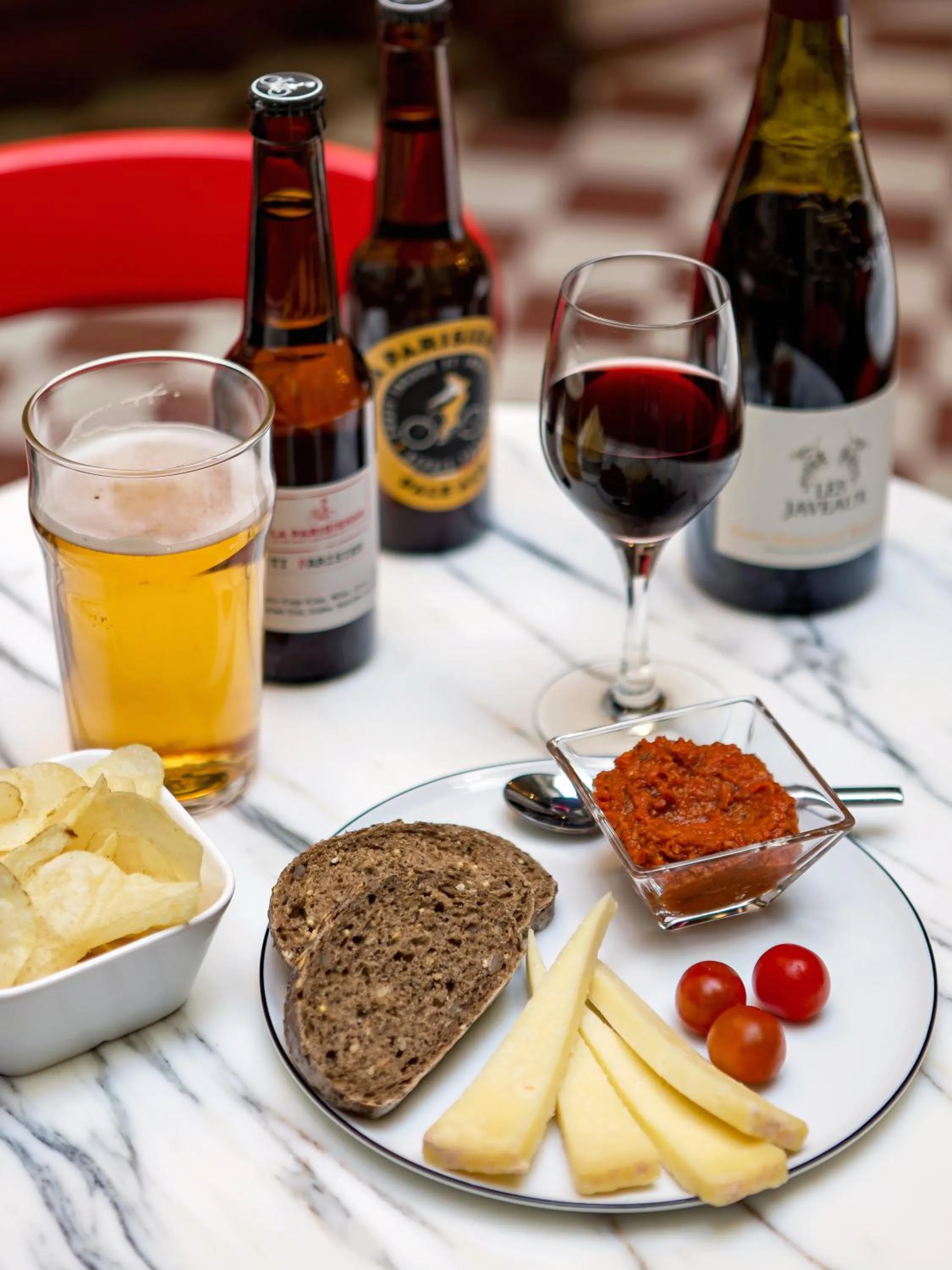 Buffet breakfast in Hôtel Dalila