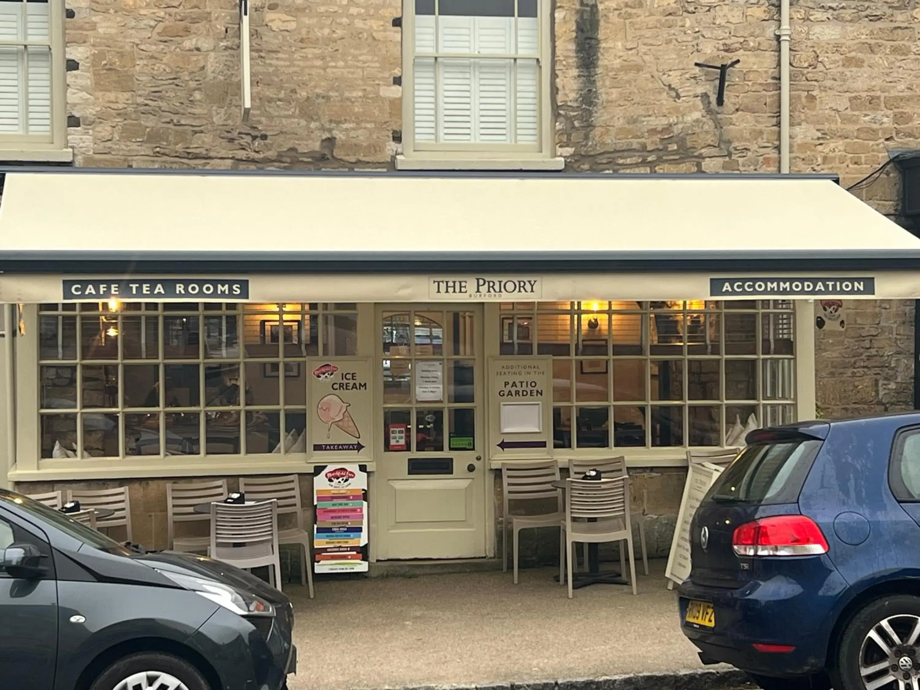 Priory Tearooms Burford with Rooms Priory Tearooms Burford with Rooms