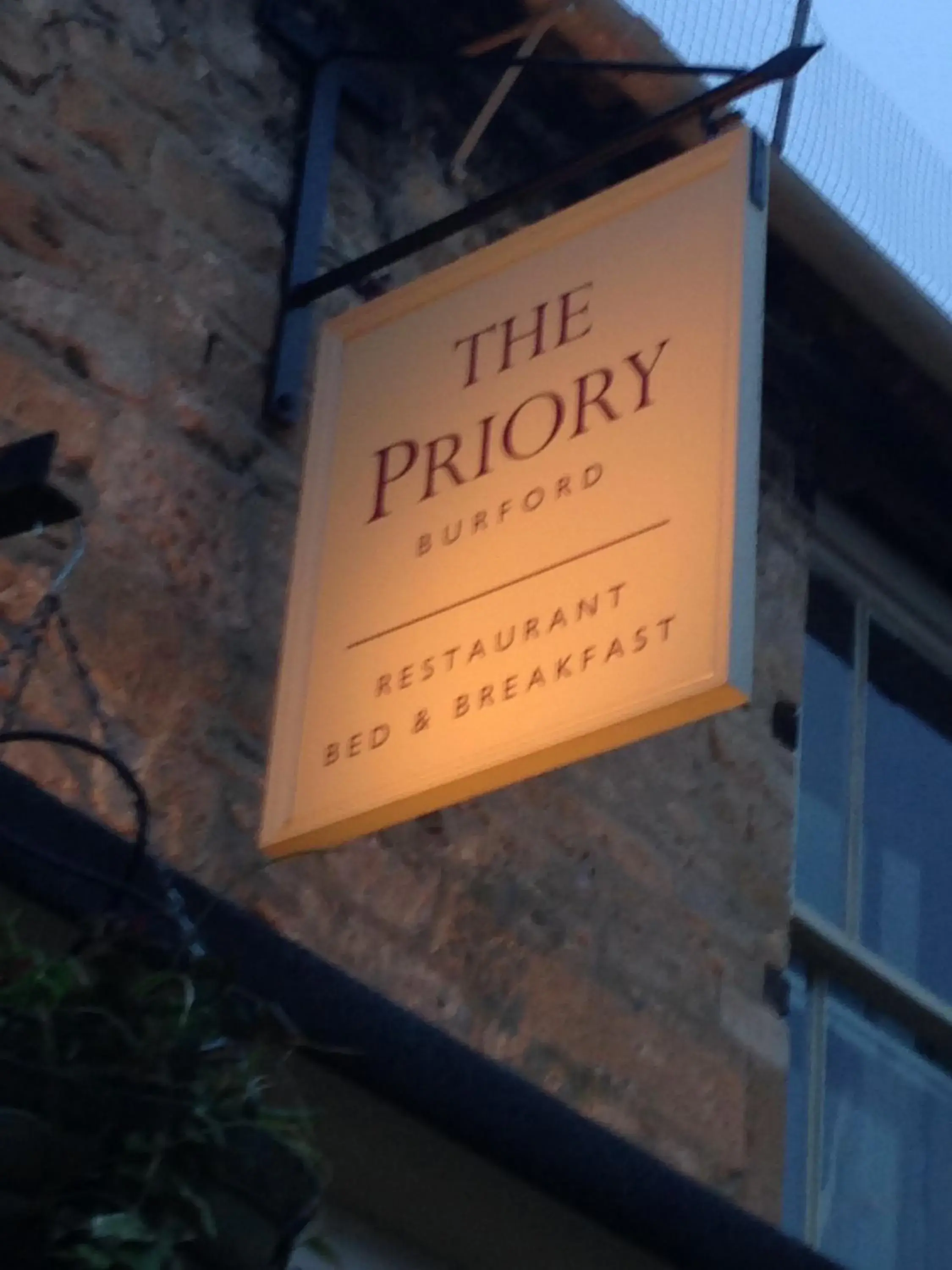 Priory Tearooms Burford with Rooms Priory Tearooms Burford with Rooms