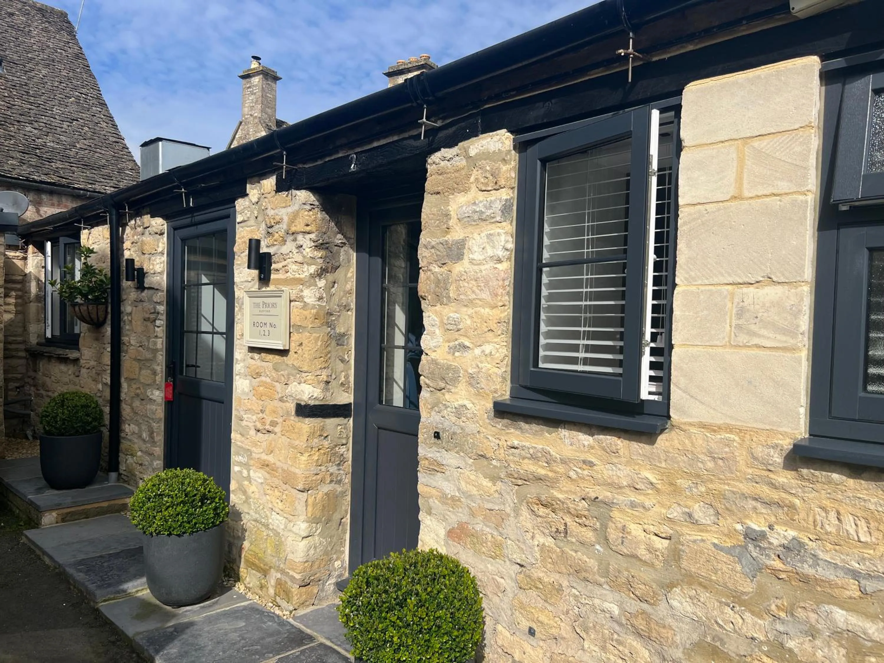 Property building in Priory Tearooms Burford with Rooms