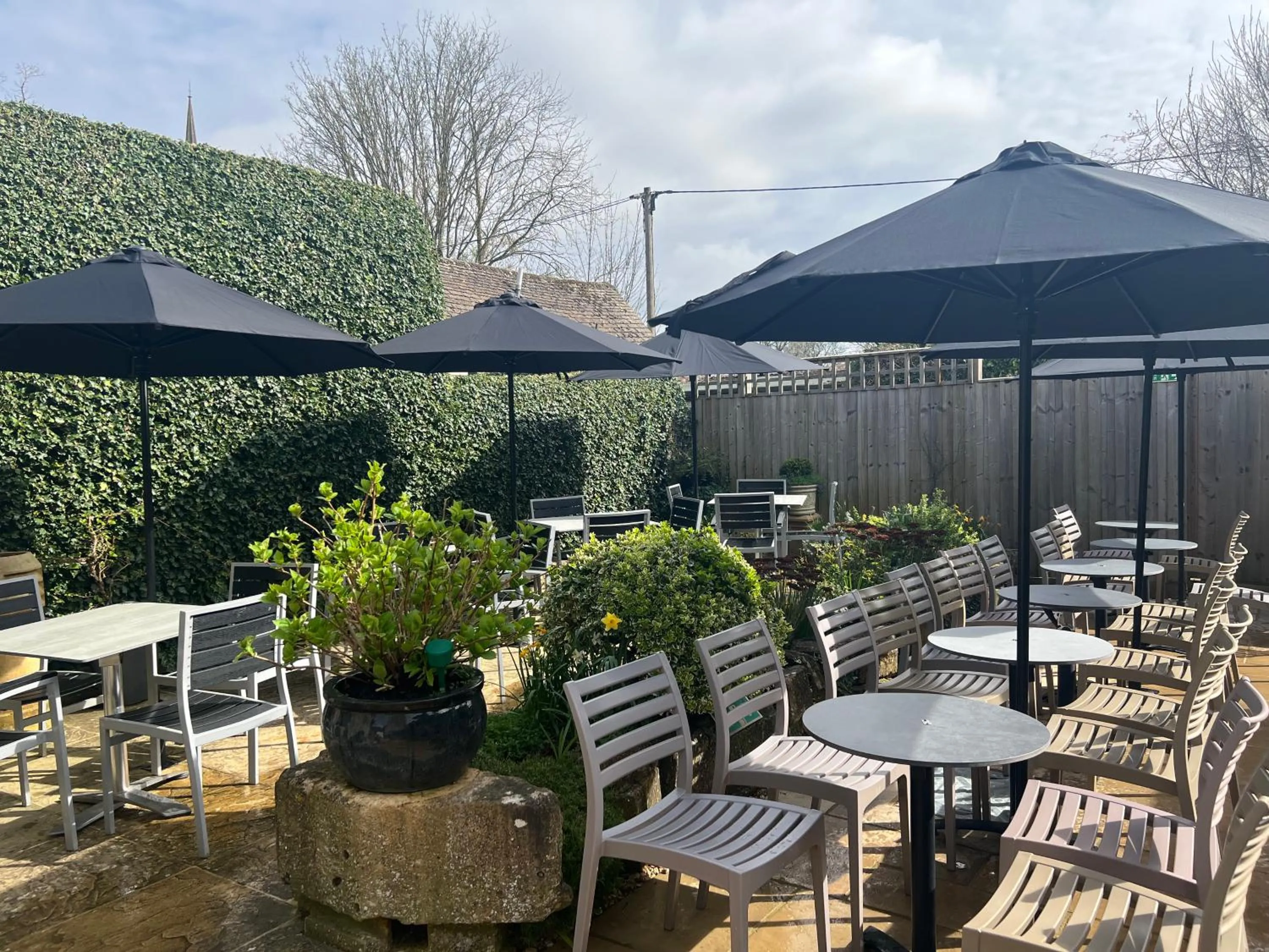 Property building in Priory Tearooms Burford with Rooms