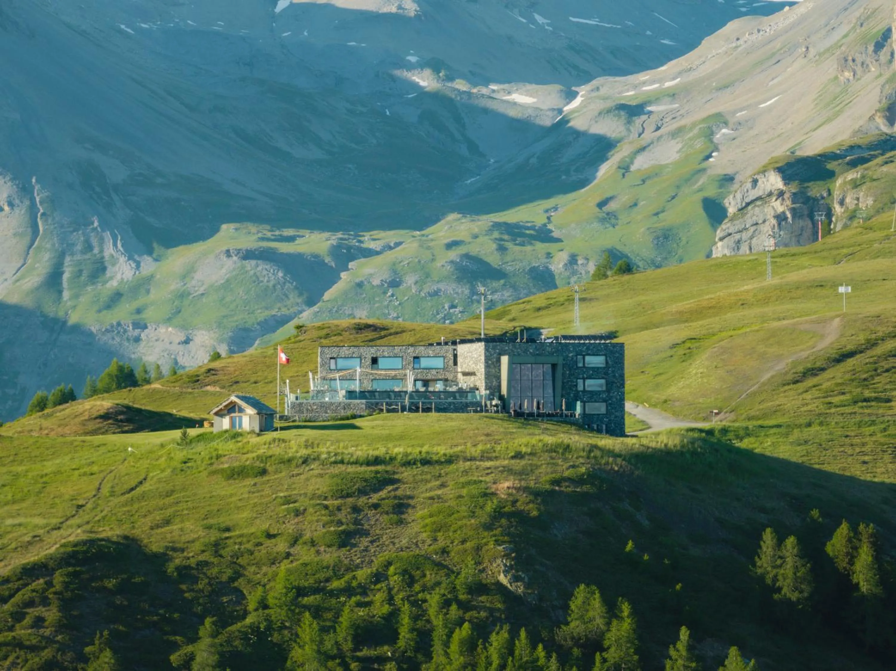 Property building in chetzeron