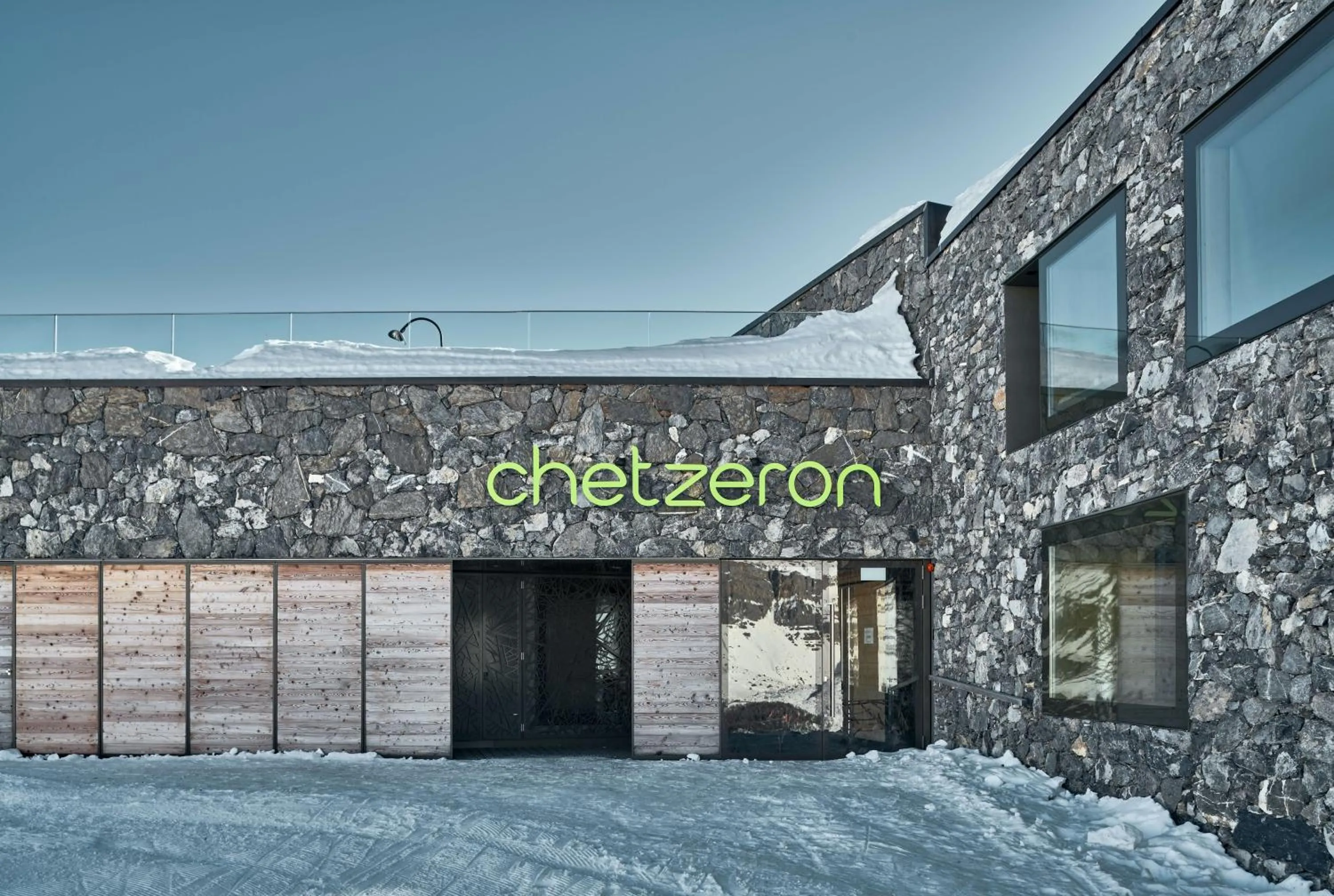 Facade/entrance in chetzeron