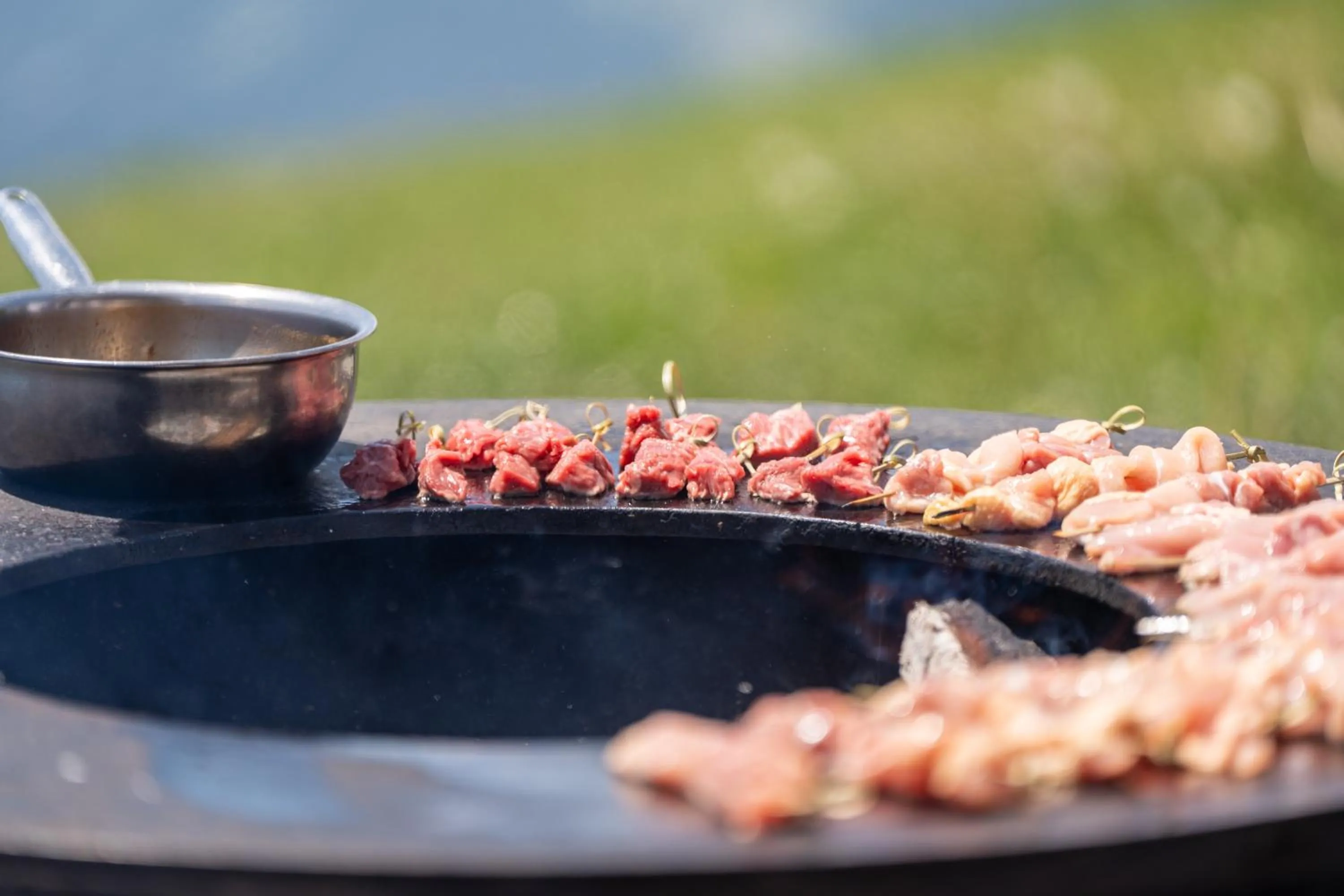 Restaurant/places to eat in chetzeron