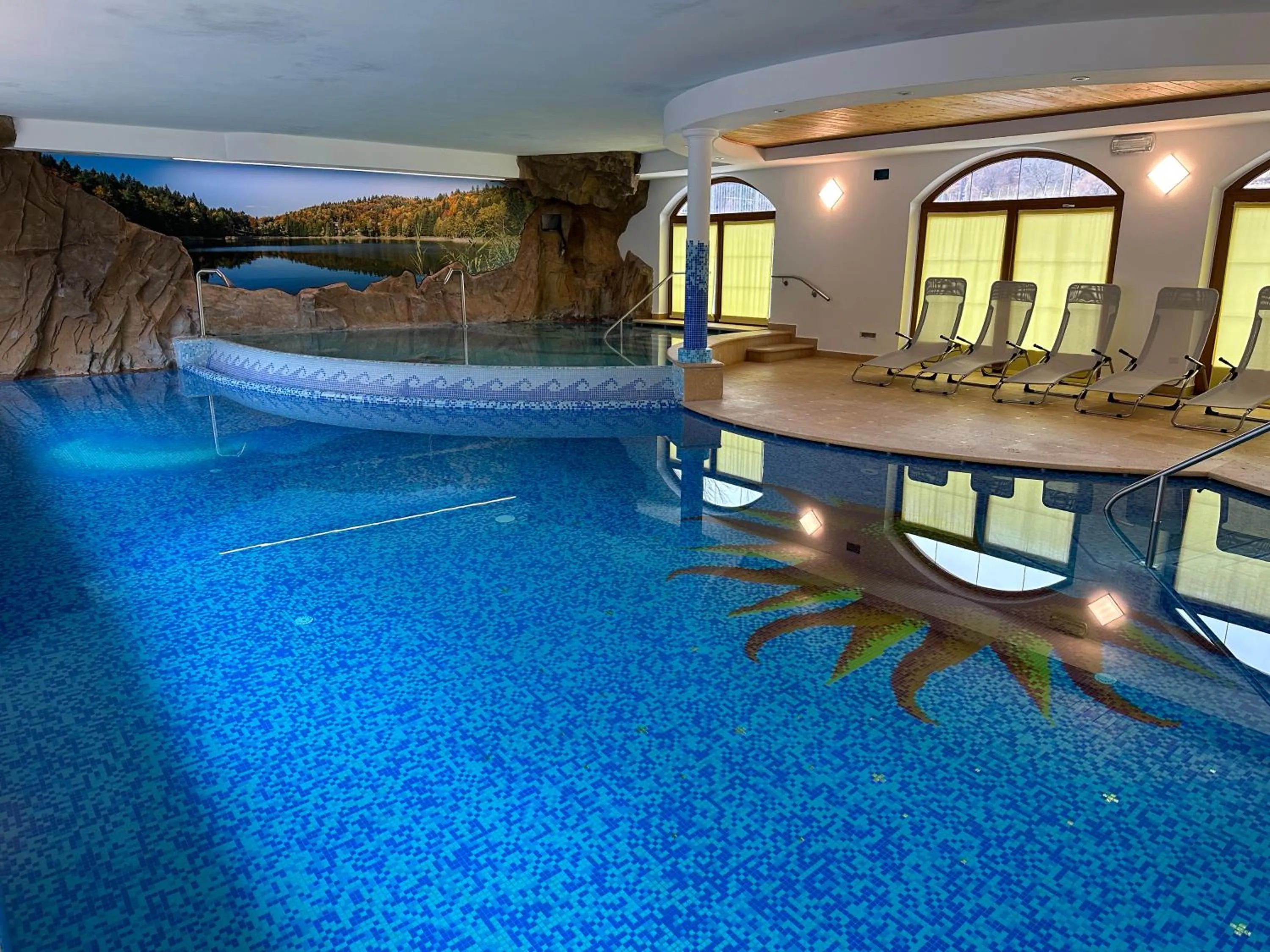 Swimming pool in Hotel Fior Di Bosco