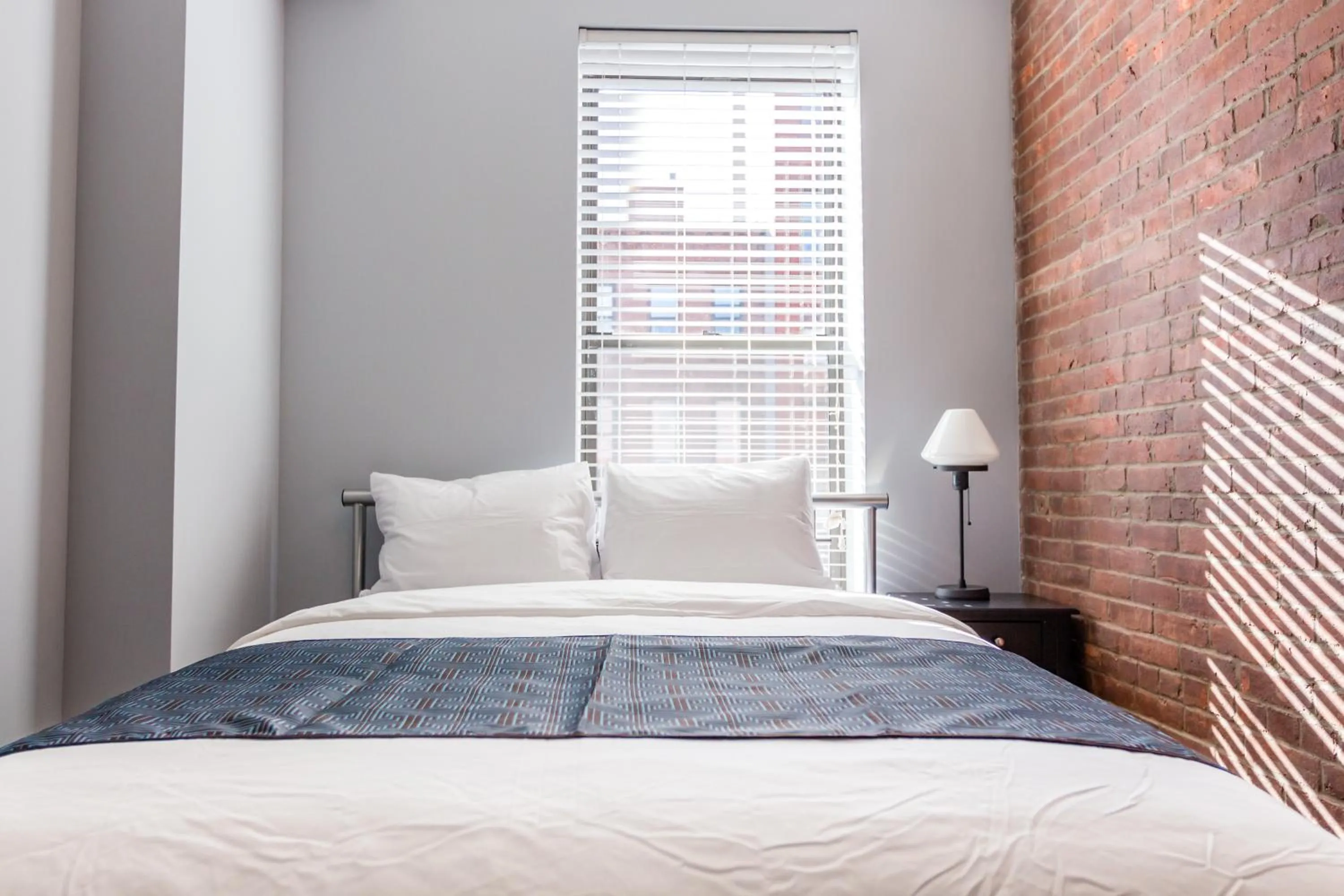 Bed in The Park Ave North