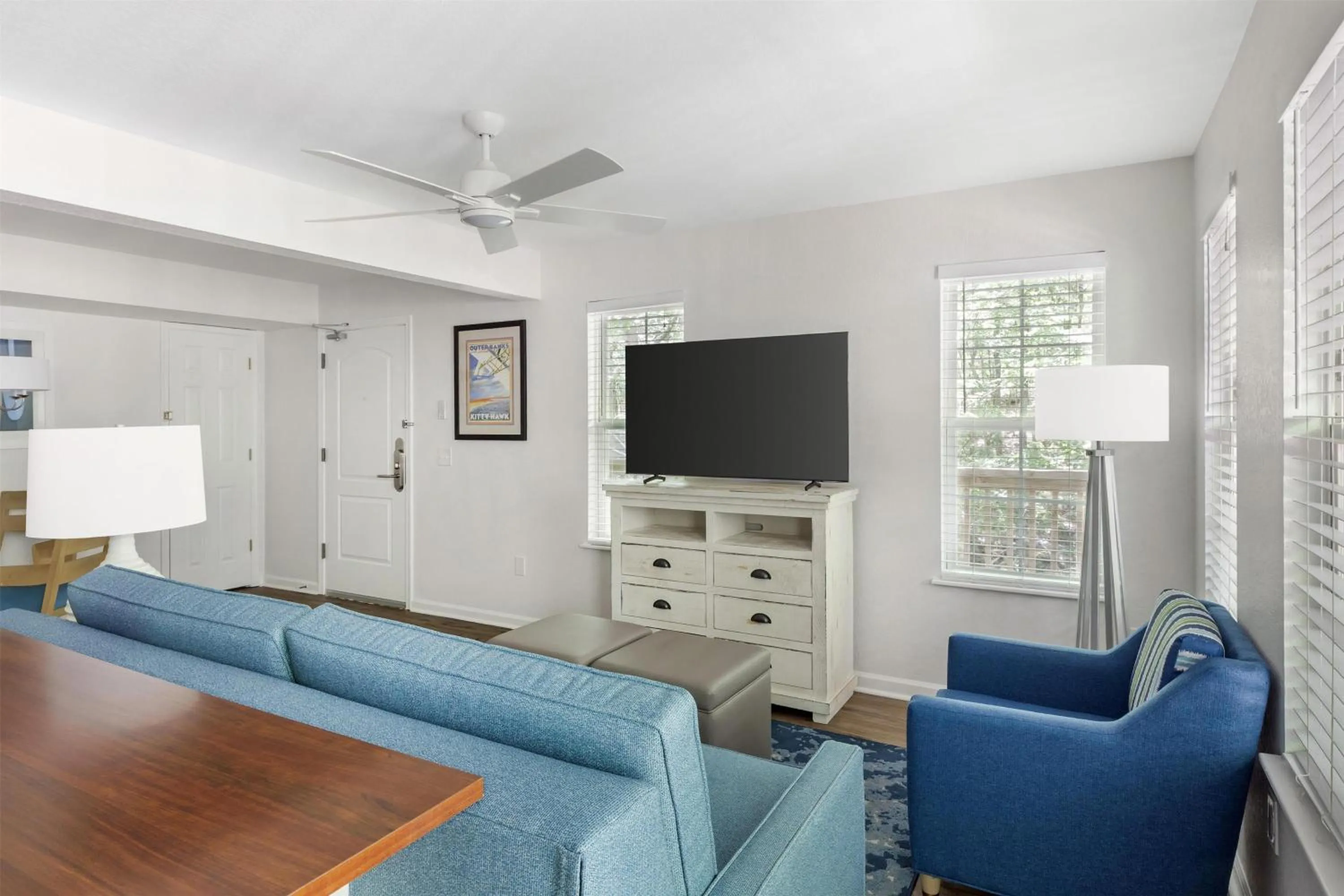 Living room in Hilton Vacation Club Beachwoods Kitty Hawk