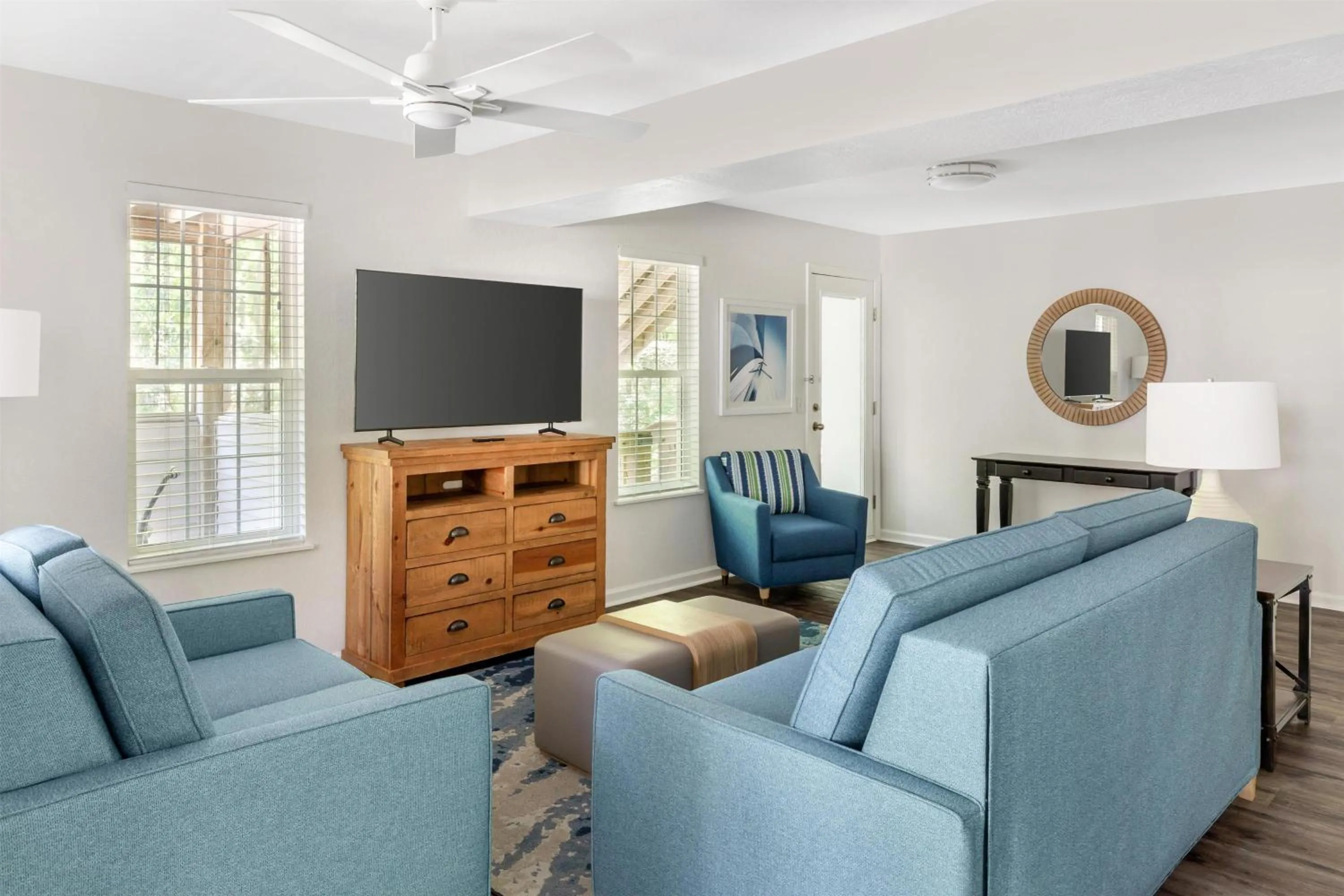 Living room in Hilton Vacation Club Beachwoods Kitty Hawk