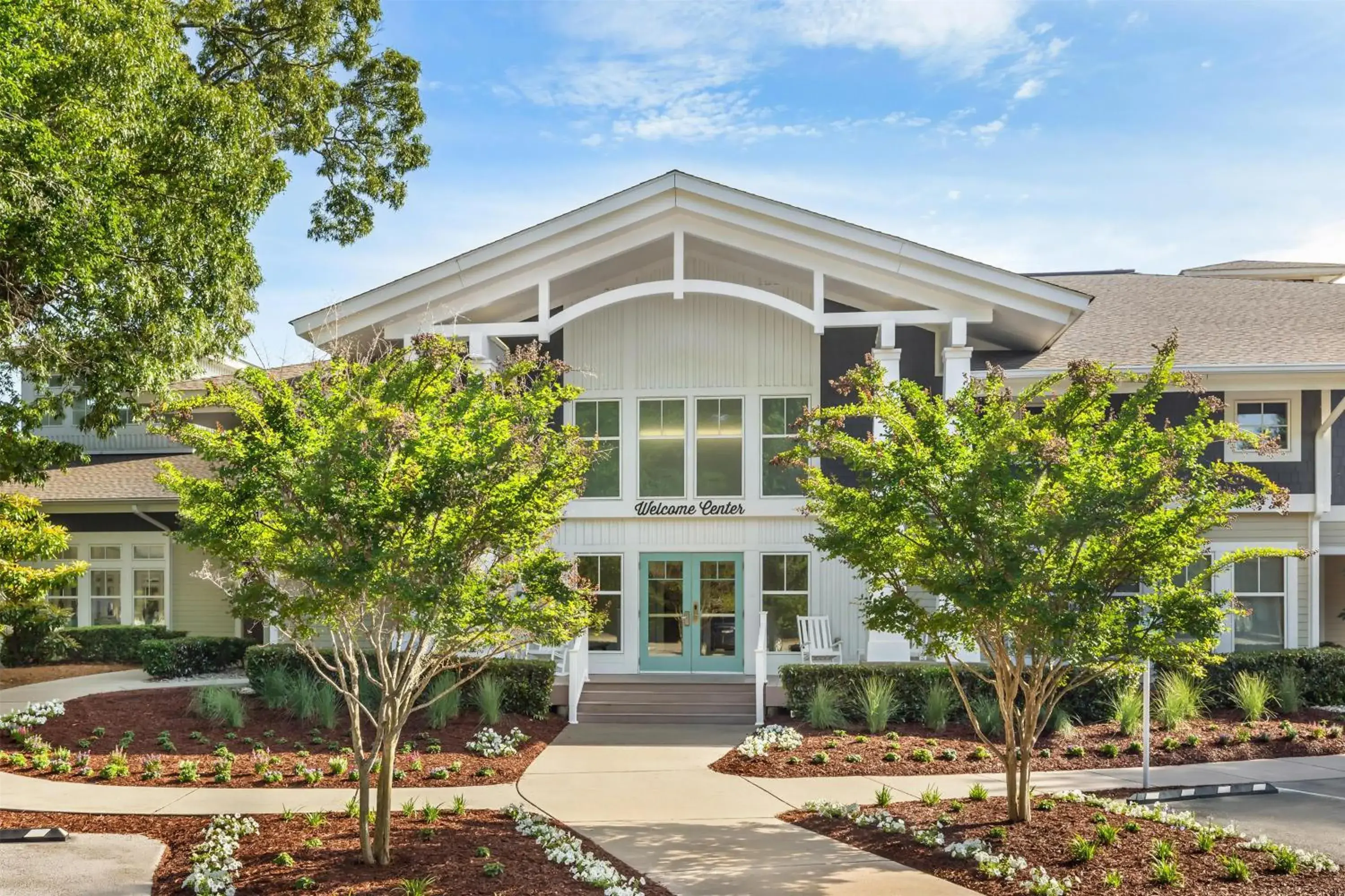 Property building in Hilton Vacation Club Beachwoods Kitty Hawk Property building in Hilton Vacation Club Beachwoods Kitty Hawk
