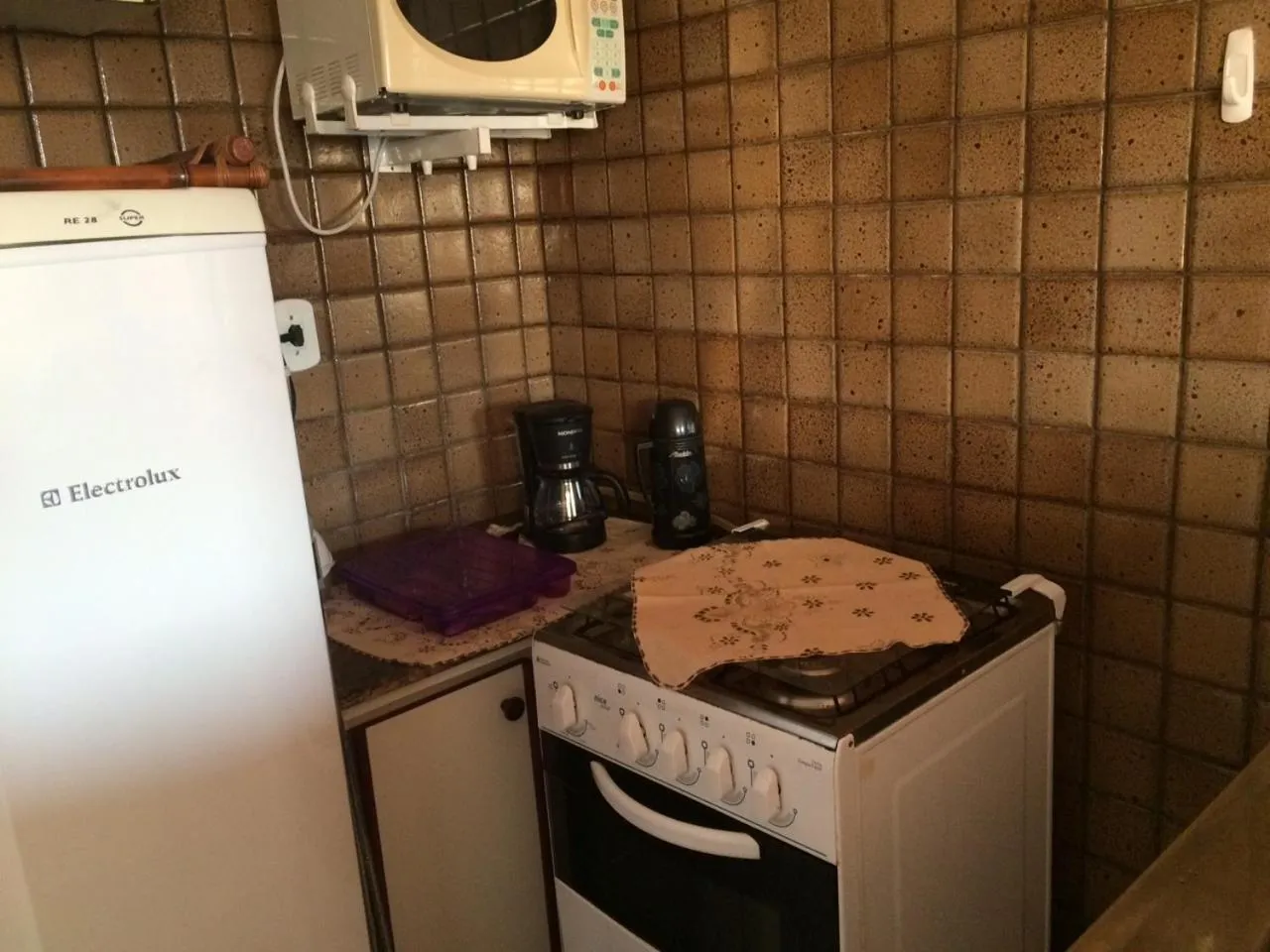 Kitchen or kitchenette in Apartamento Velozo Santos