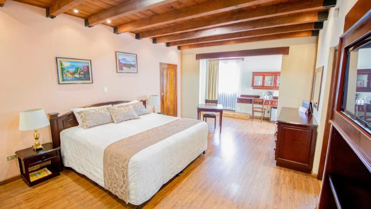 Photo of the whole room, Bed in Hotel Pensión Bonifaz