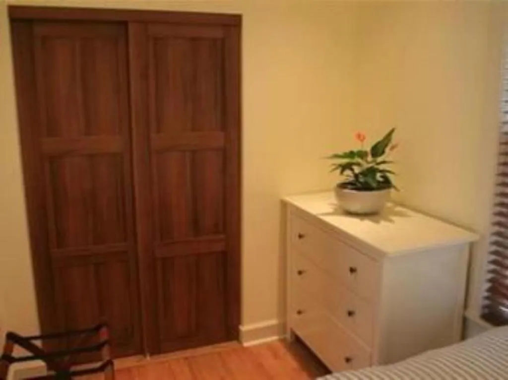 Other in Roscoe Village Guesthouse