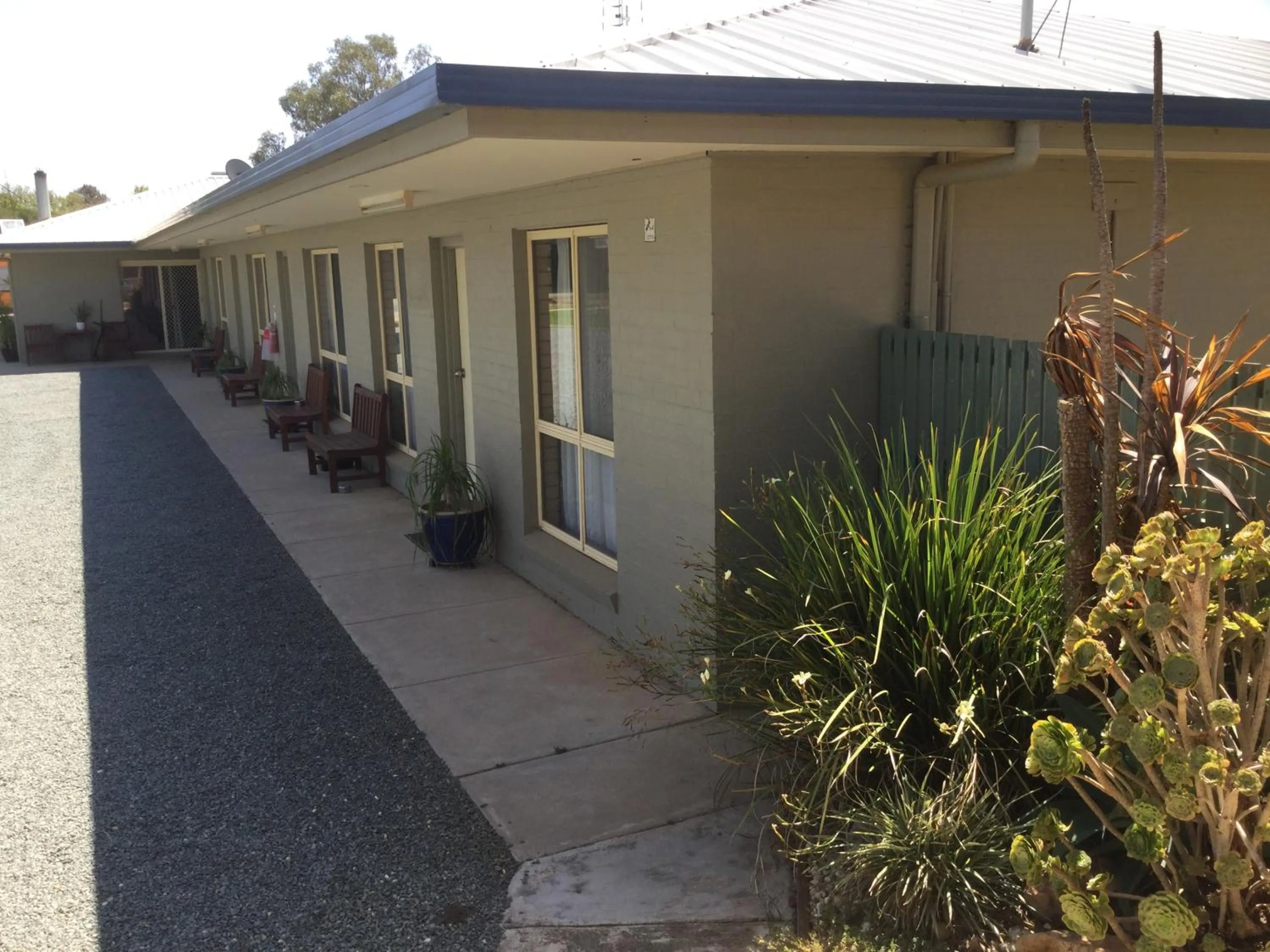 Property building in Sunrise Motel