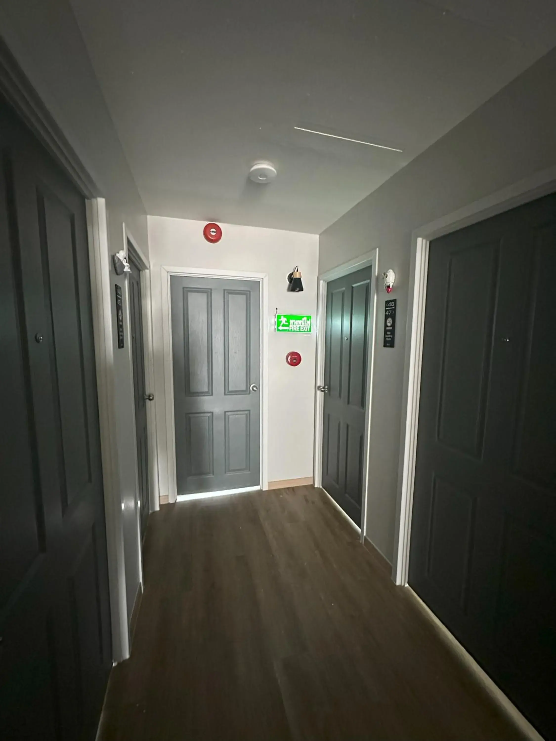 Property building in Bed-room at Suvarnabhumi Airport - Newly renovated Property building in Bed-room at Suvarnabhumi Airport - Newly renovated