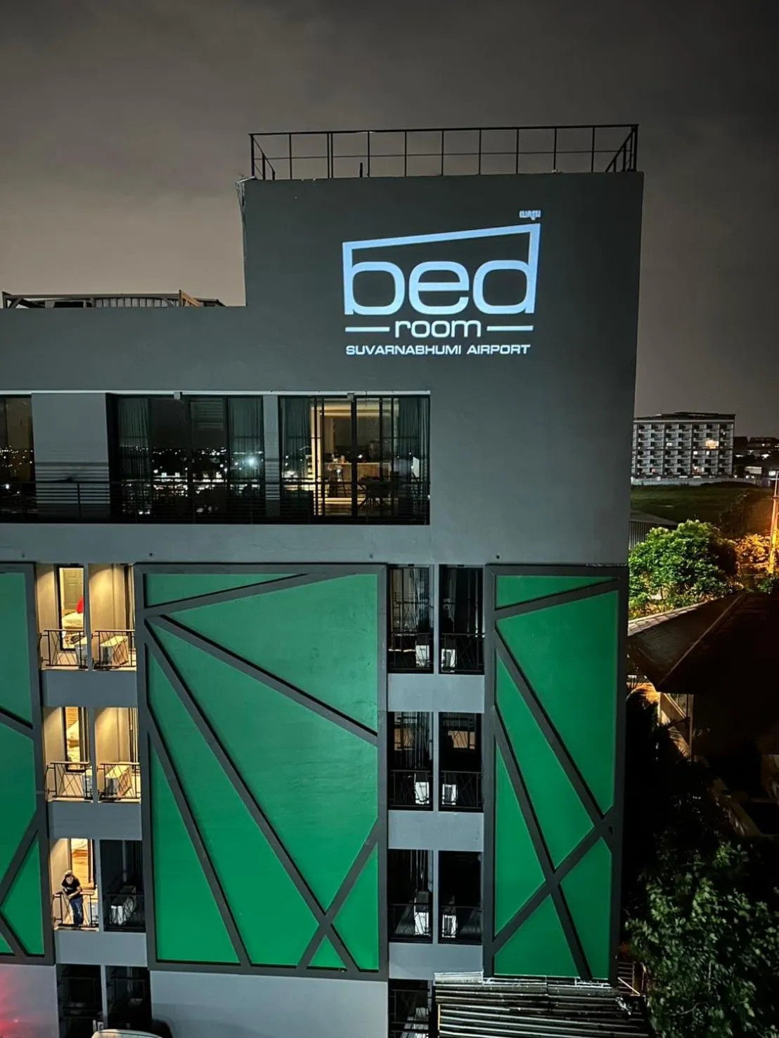 Property building in Bed-room at Suvarnabhumi Airport - Newly renovated
