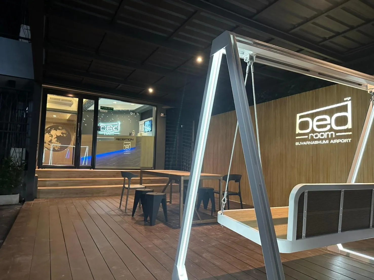 Lobby or reception in Bed-room at Suvarnabhumi Airport - Newly renovated