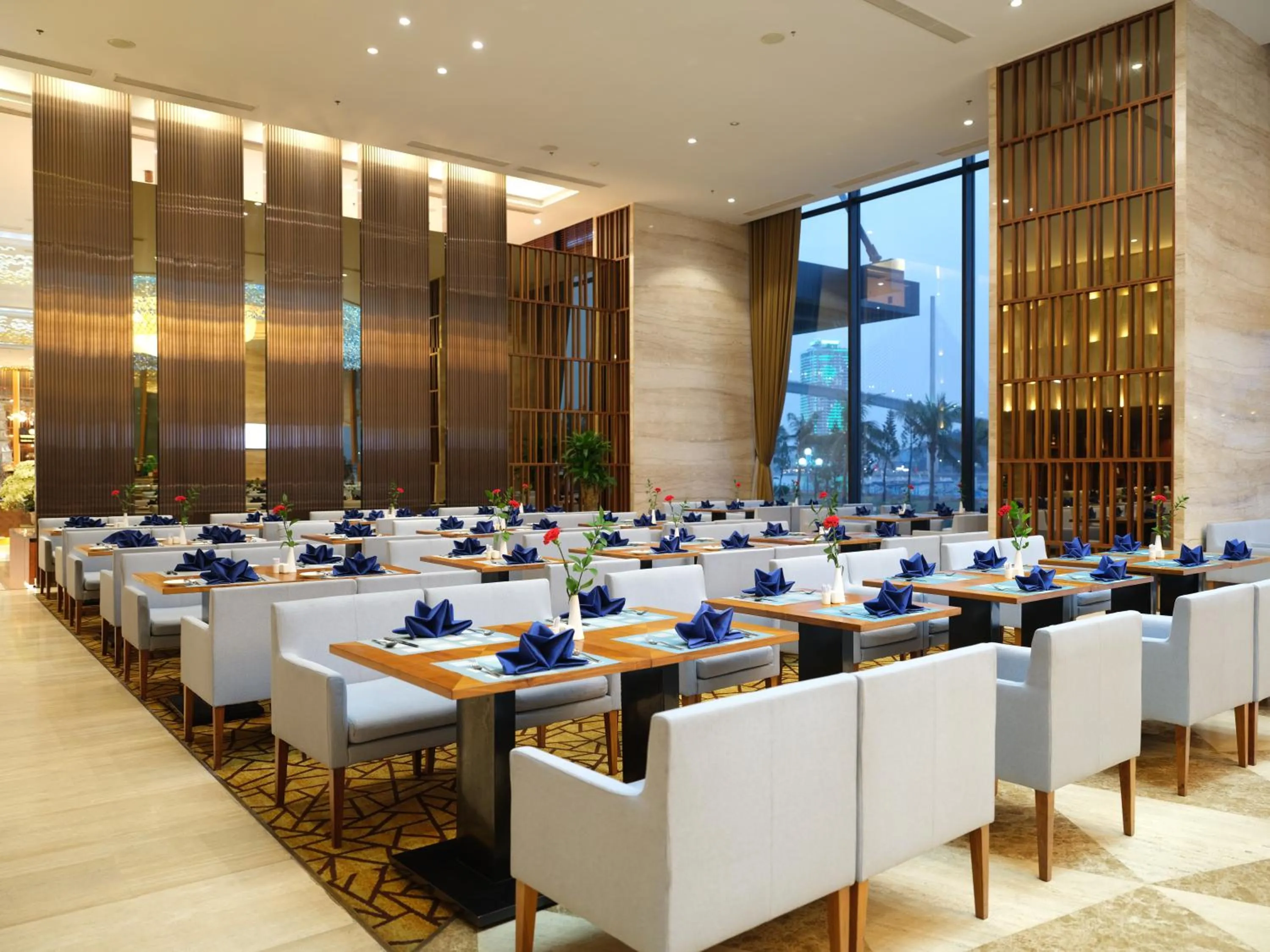 Wyndham Legend Halong