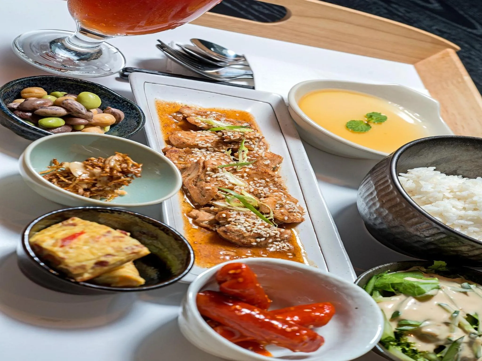 Restaurant/places to eat in Tama Boutique Hotel