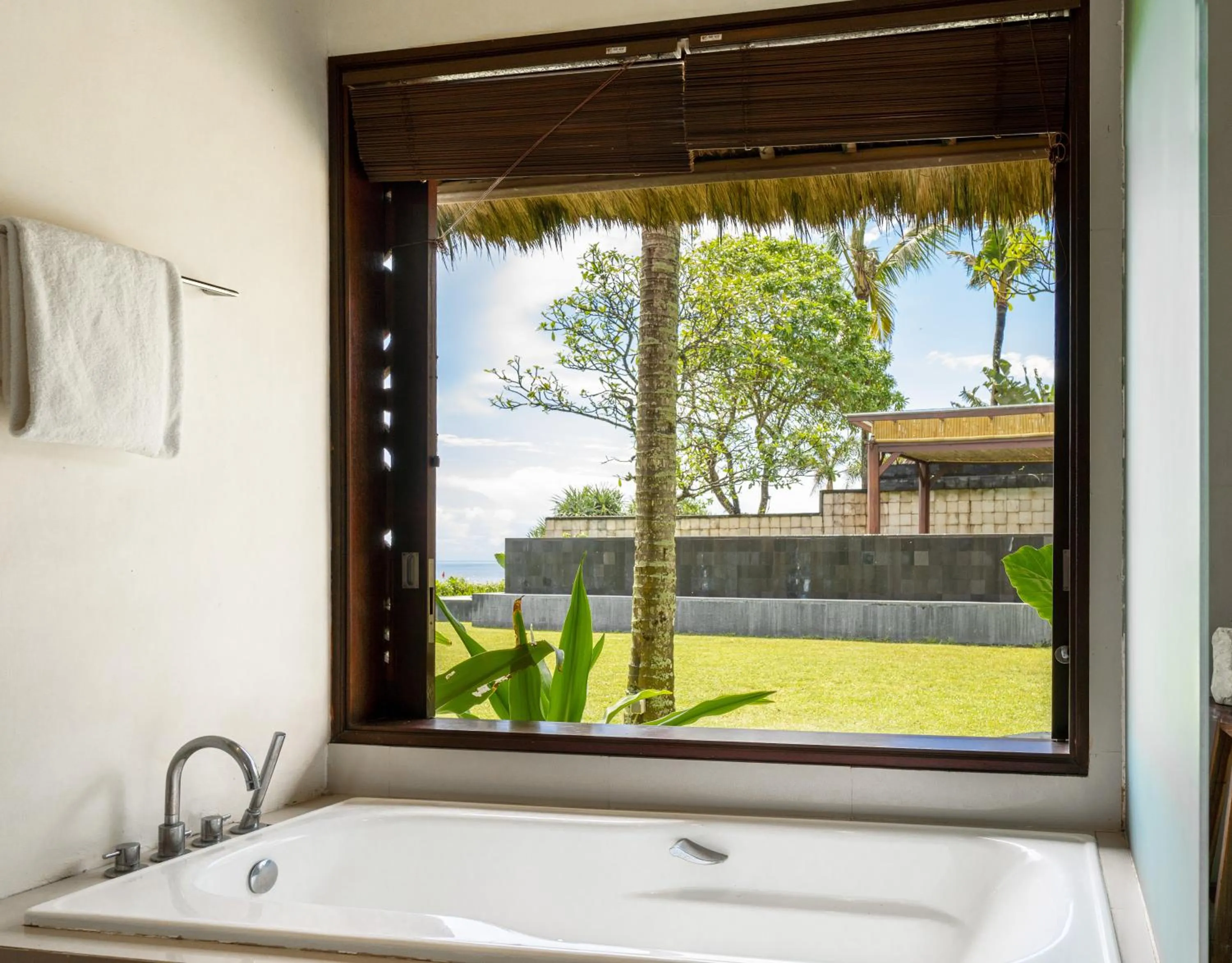 Garden view in Sound of The Sea Villa