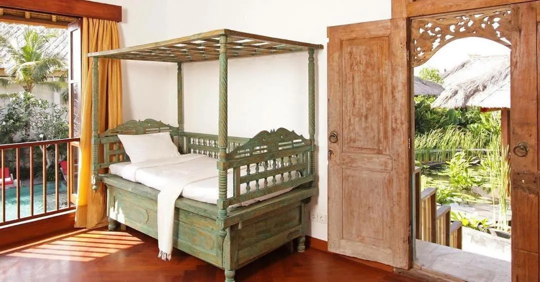 Bed in Sound of The Sea Villa