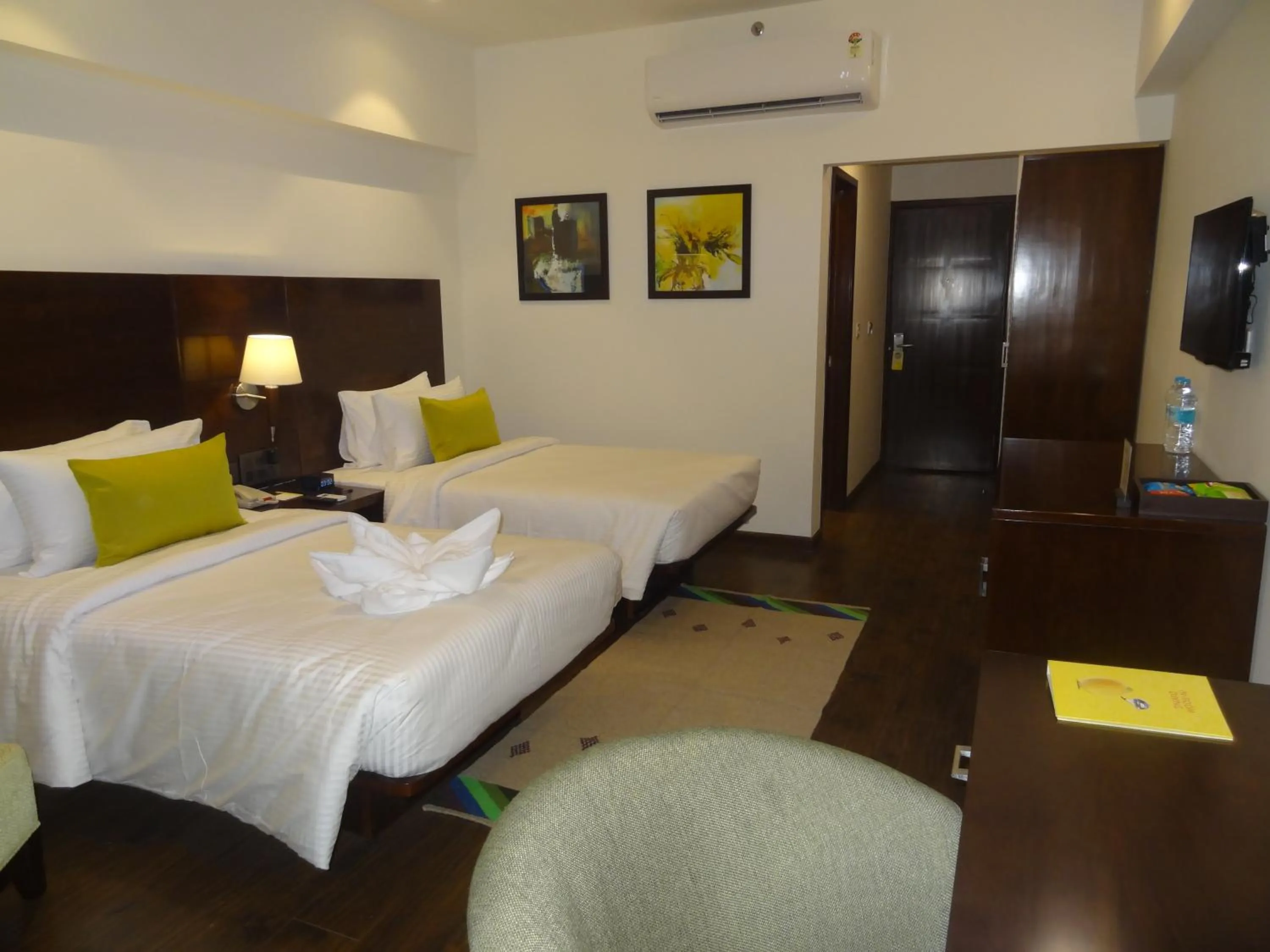 Bedroom, Bed in Regenta Central Hestia Dahej, Bhensali