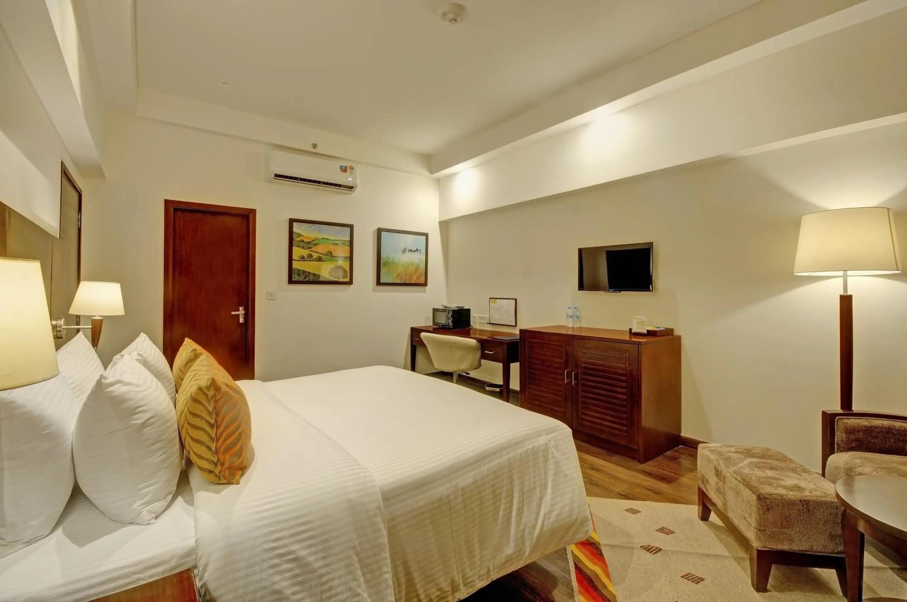 Bedroom, Bed in Regenta Central Hestia Dahej, Bhensali