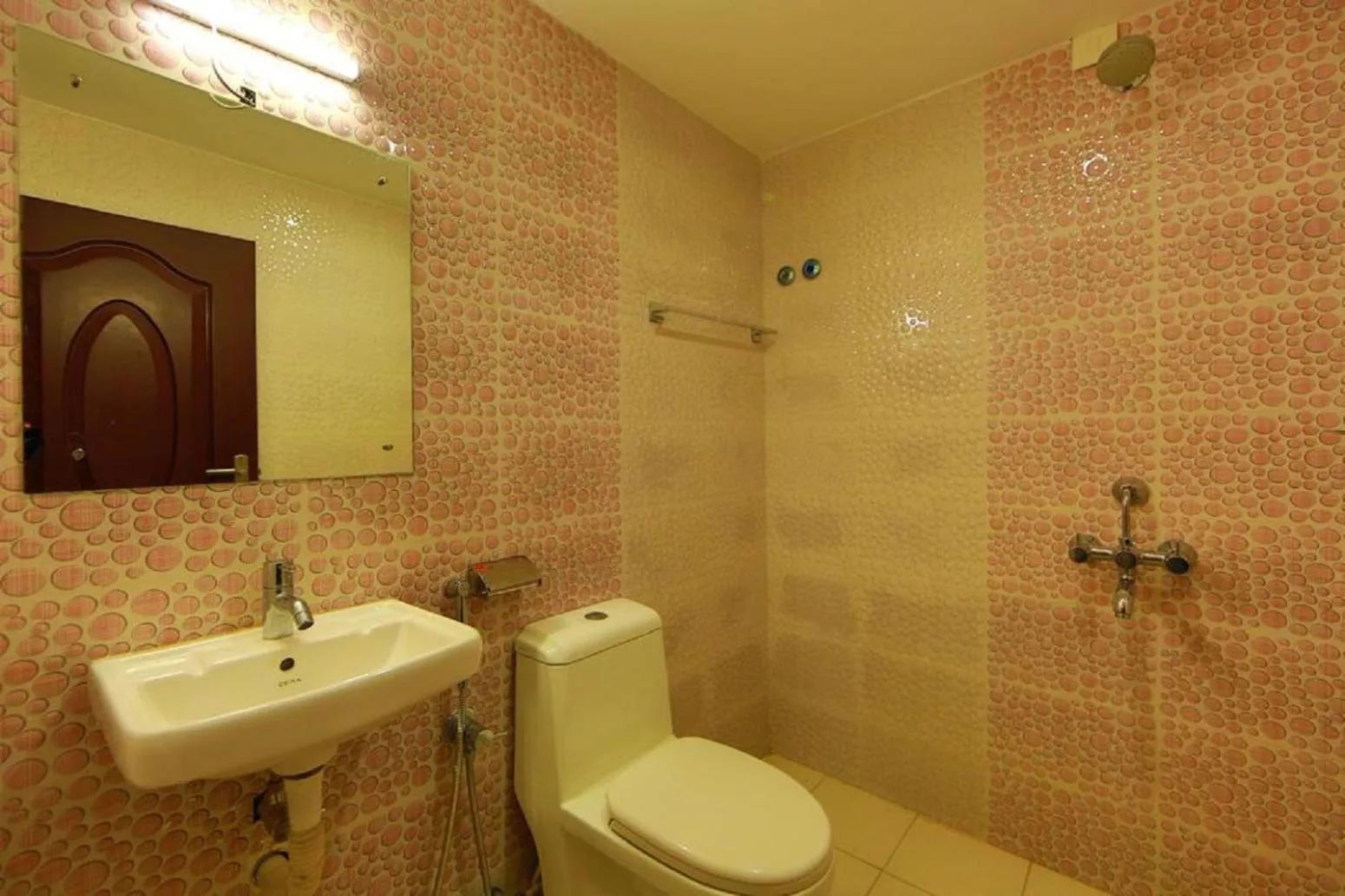 Shower in Sara Hotels and Apartments