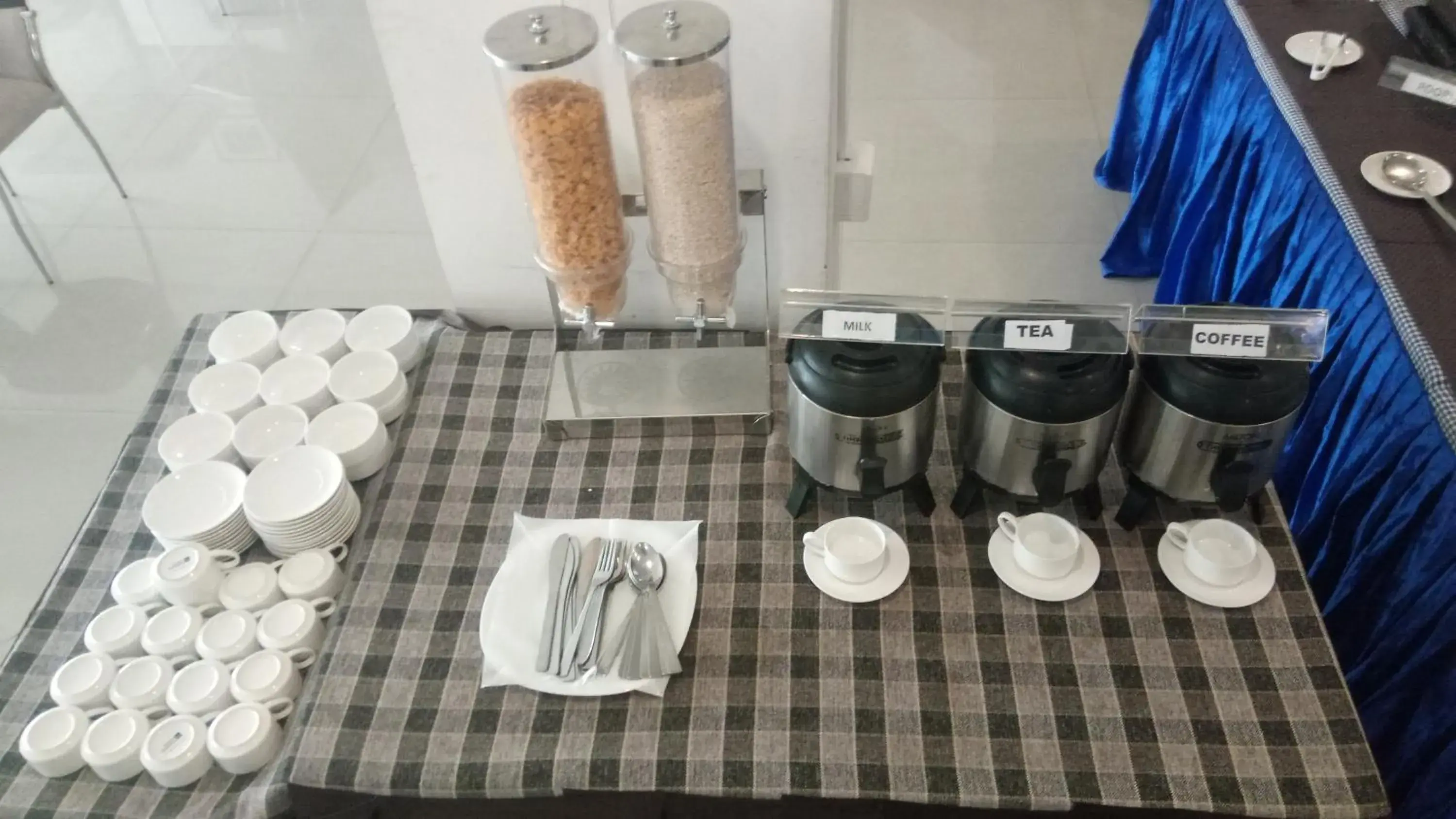 Breakfast in Sara Hotels and Apartments Breakfast in Sara Hotels and Apartments