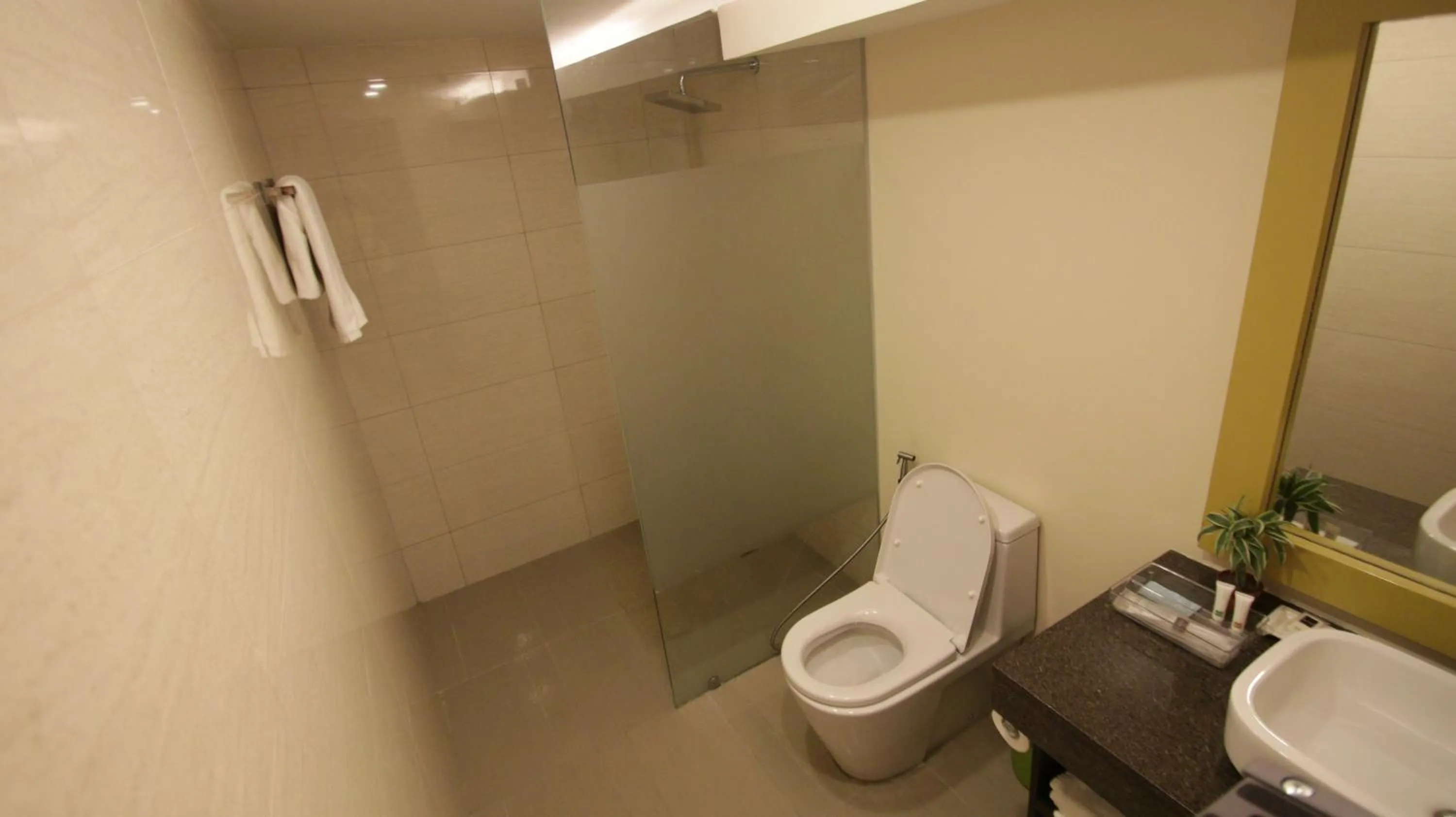 Toilet in Top Star Hotel