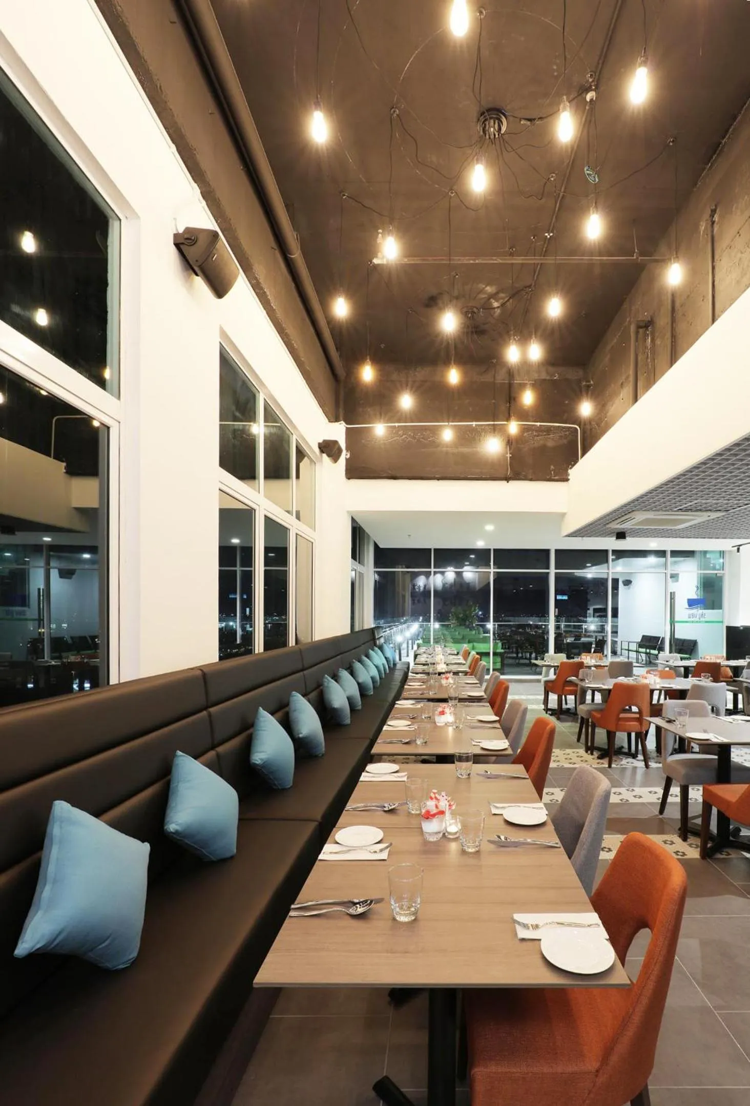 Restaurant/places to eat in Amerin Hotel Johor Bahru