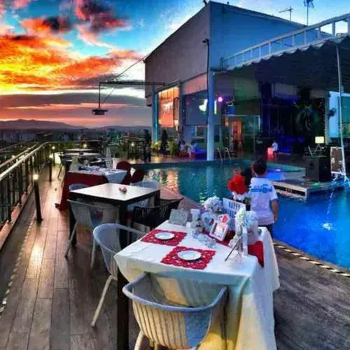 Lounge or bar in Amerin Hotel Johor Bahru Lounge or bar in Amerin Hotel Johor Bahru