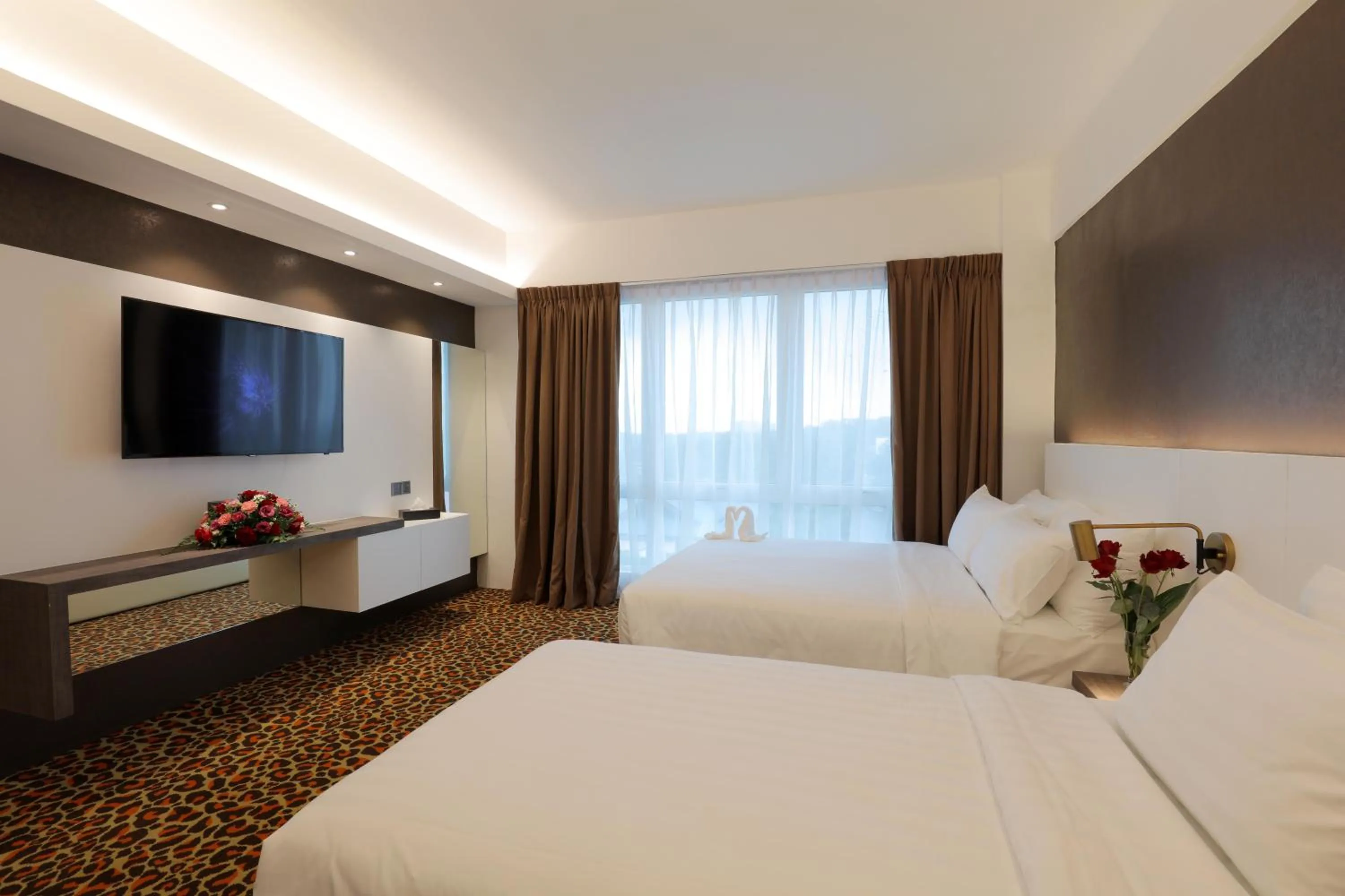 Photo of the whole room, Bed in Amerin Hotel Johor Bahru
