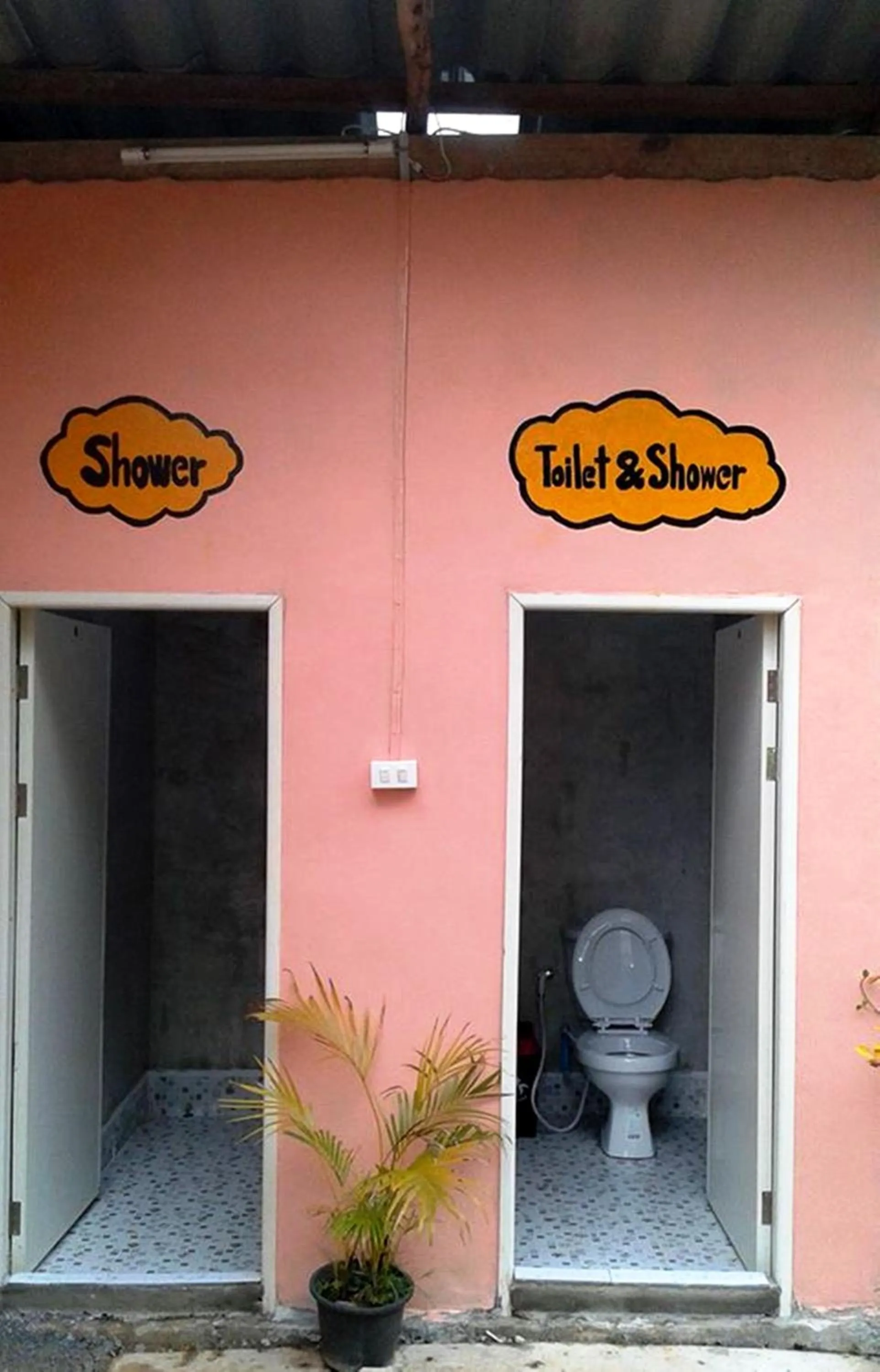 Bathroom in Rimsuan House