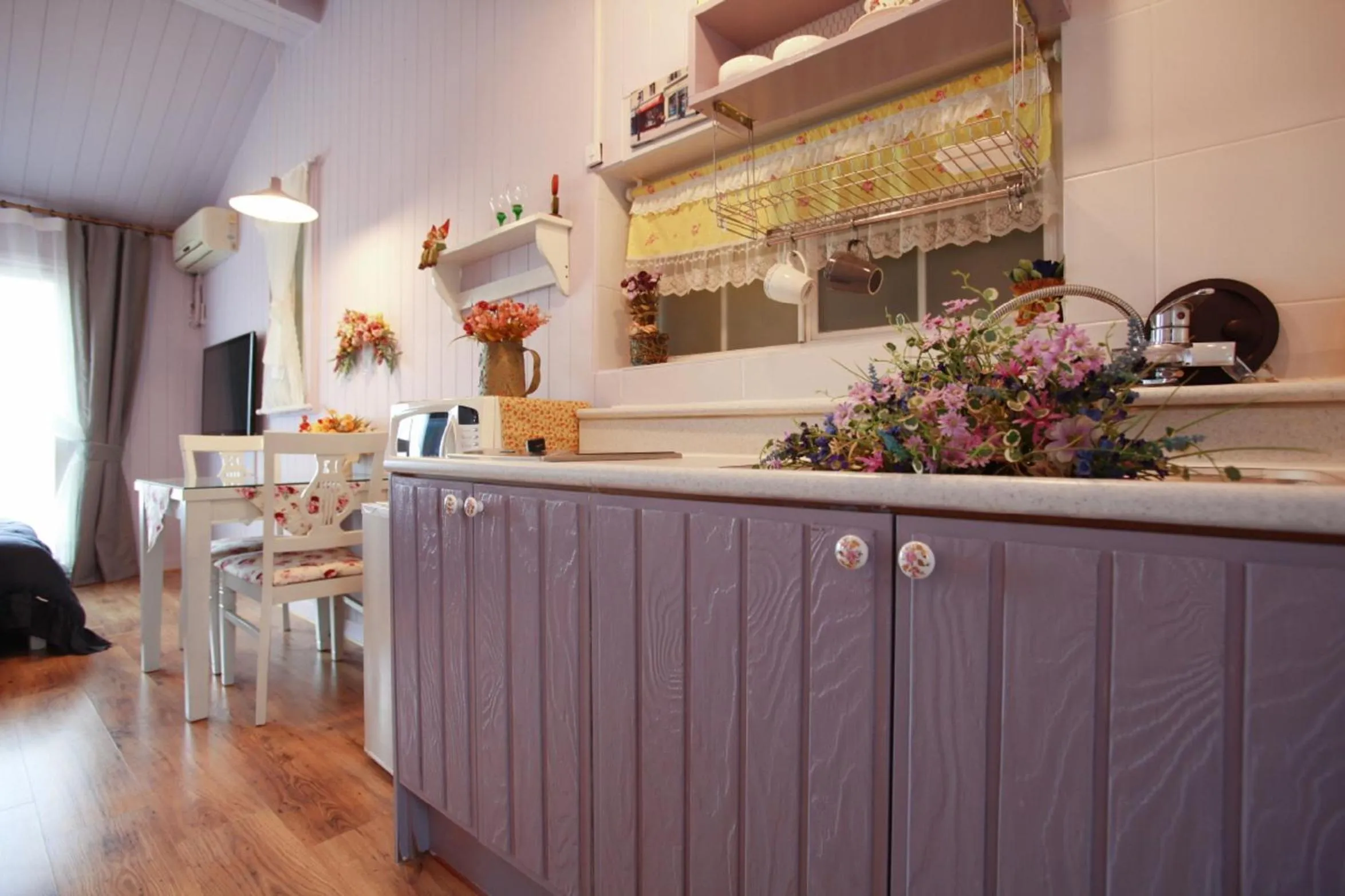 Coffee/tea facilities in Pyeongchang Edelweiss Pension